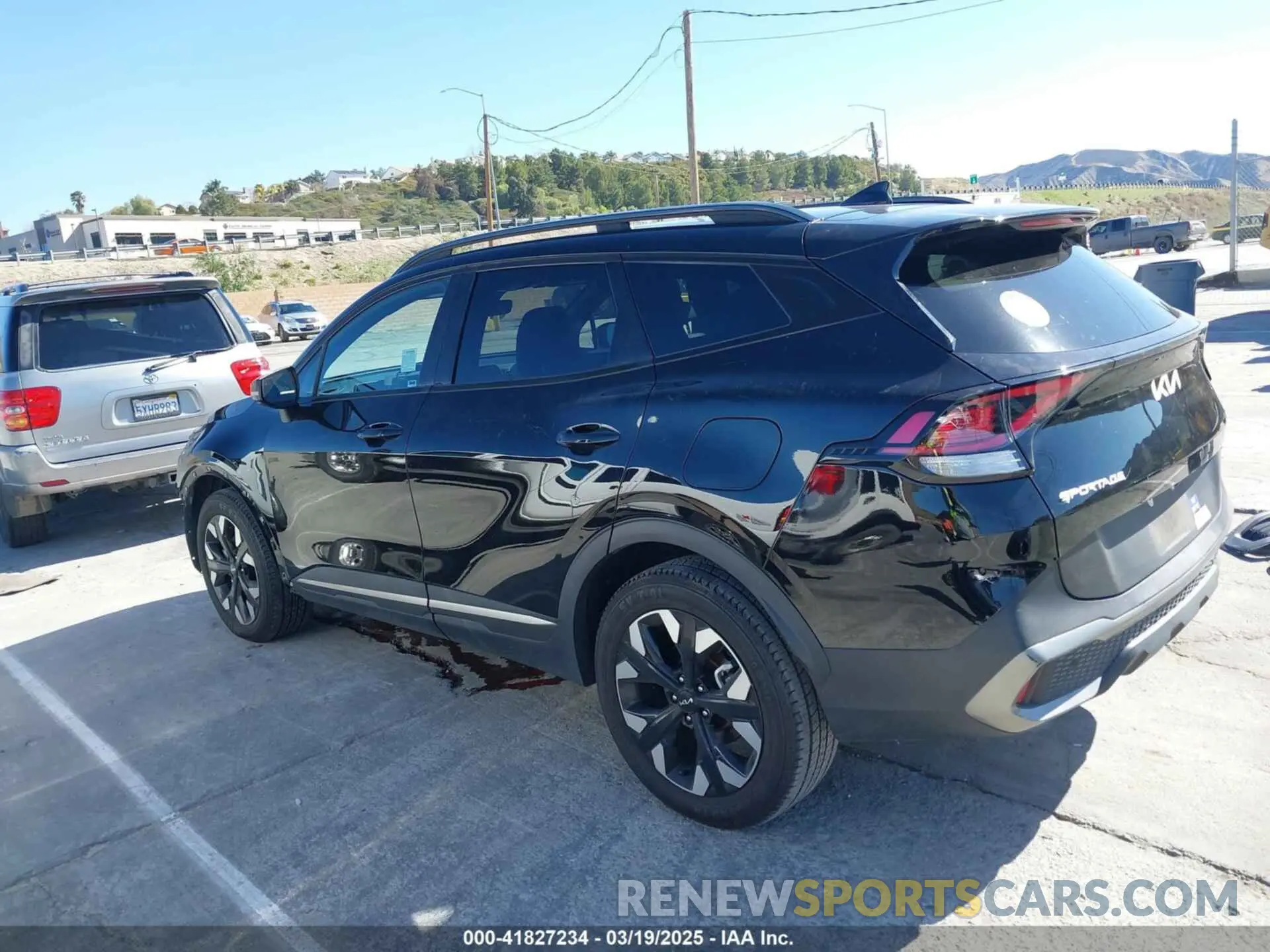 3 Photograph of a damaged car 5XYK6CAF9PG006251 KIA SPORTAGE 2023