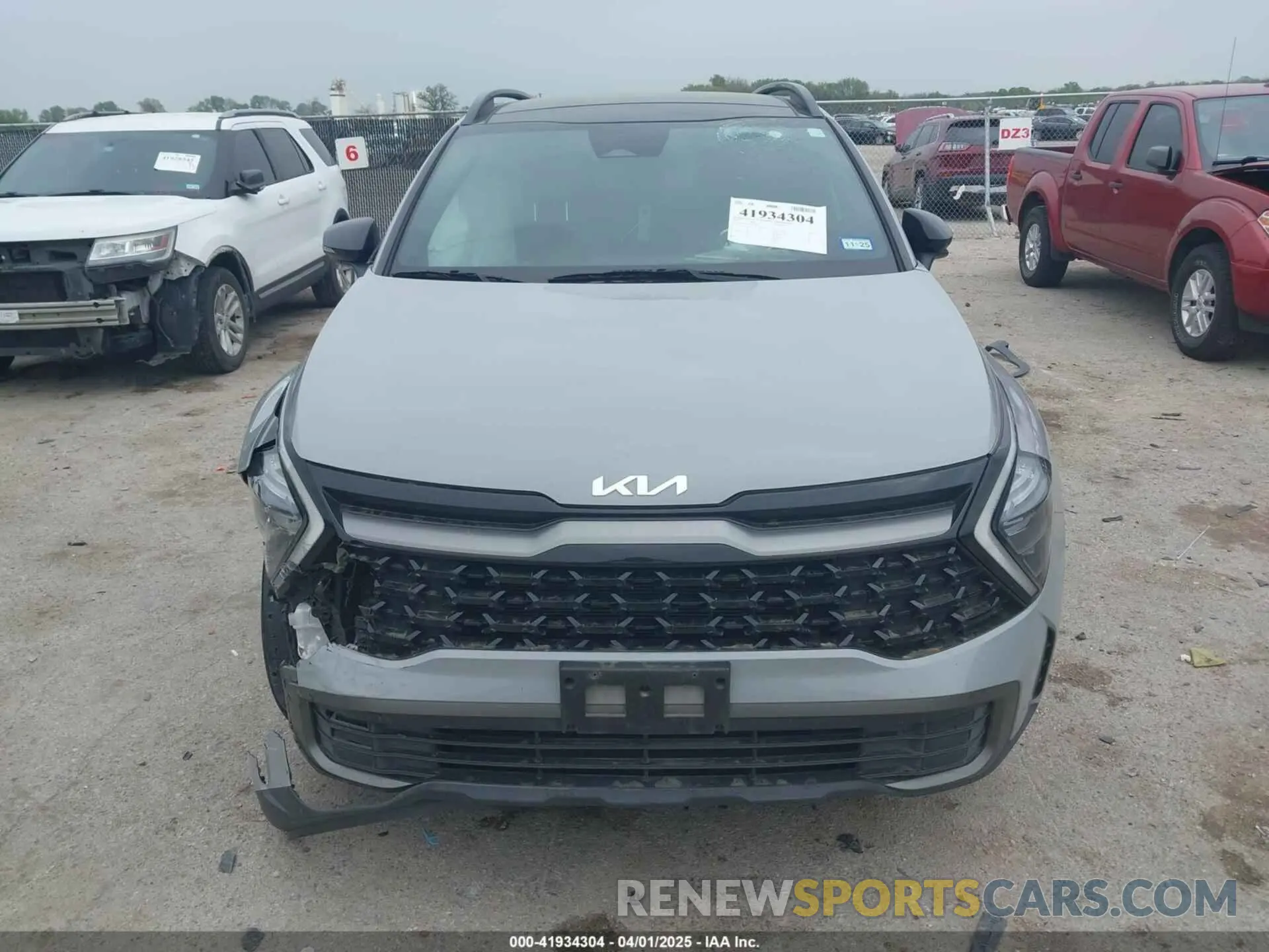 13 Photograph of a damaged car 5XYK6CAF9PG078518 KIA SPORTAGE 2023
