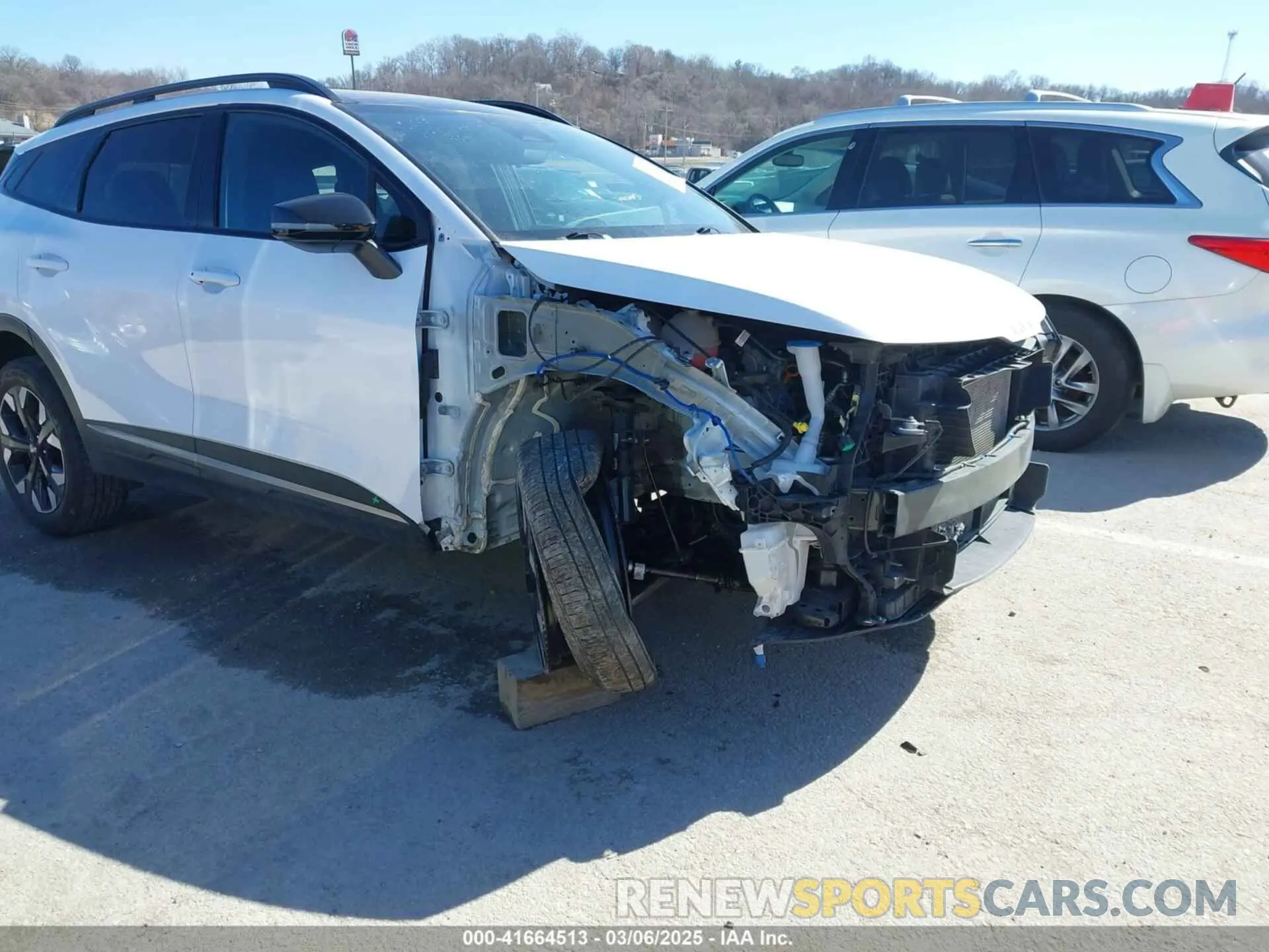 18 Photograph of a damaged car 5XYK6CAFXPG102356 KIA SPORTAGE 2023