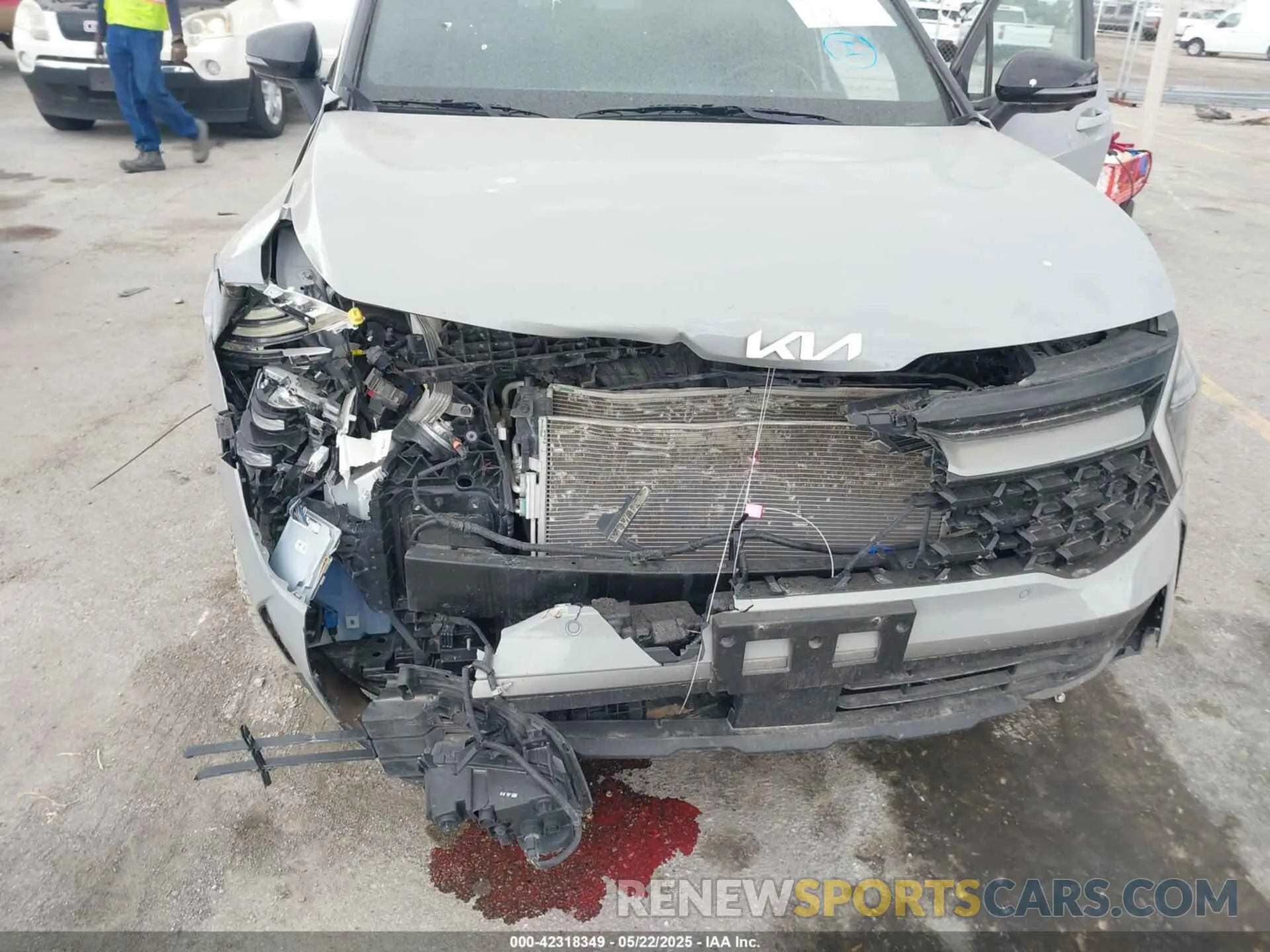 6 Photograph of a damaged car 5XYK7CAF4PG045732 KIA SPORTAGE 2023