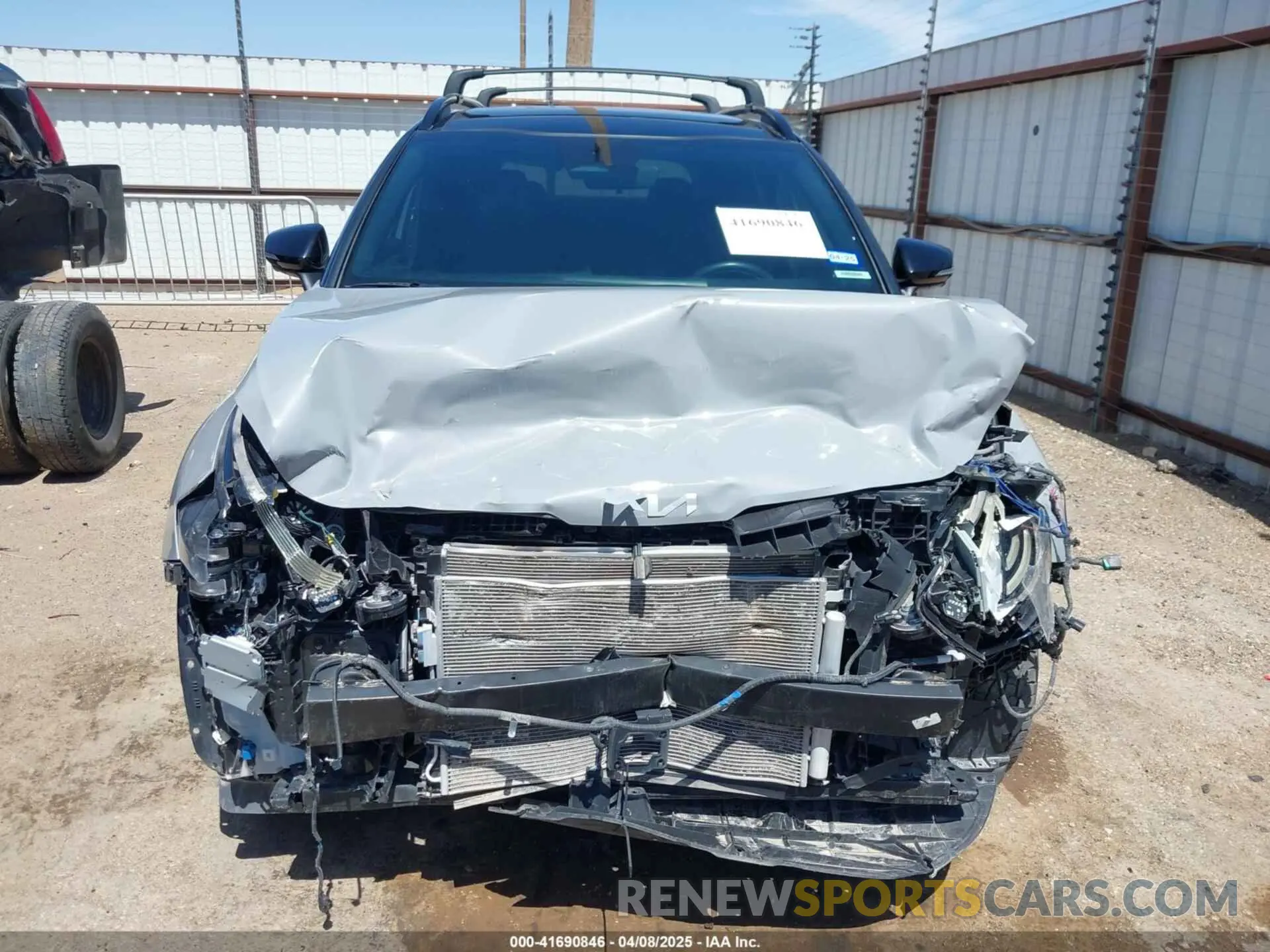 11 Photograph of a damaged car 5XYK7CAF9PG134969 KIA SPORTAGE 2023