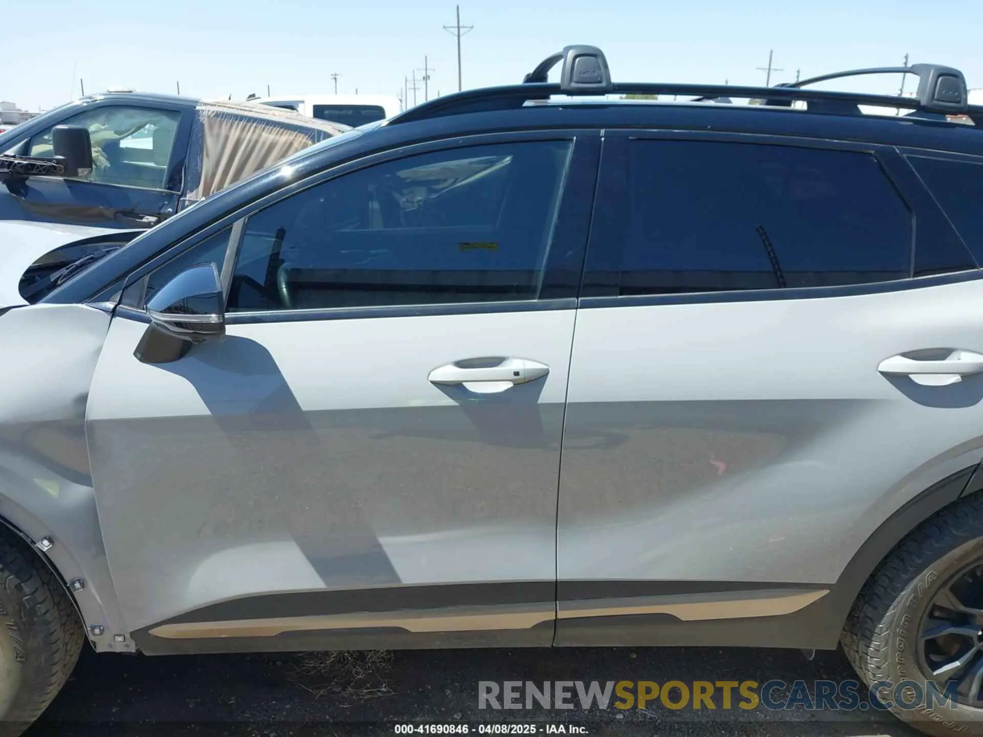 13 Photograph of a damaged car 5XYK7CAF9PG134969 KIA SPORTAGE 2023