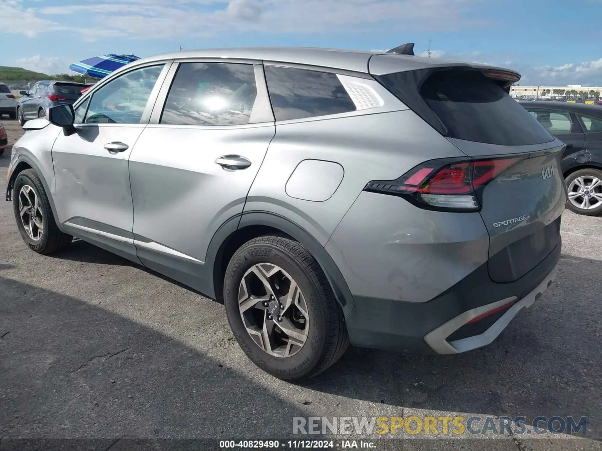 3 Photograph of a damaged car KNDPU3AF0P7034089 KIA SPORTAGE 2023