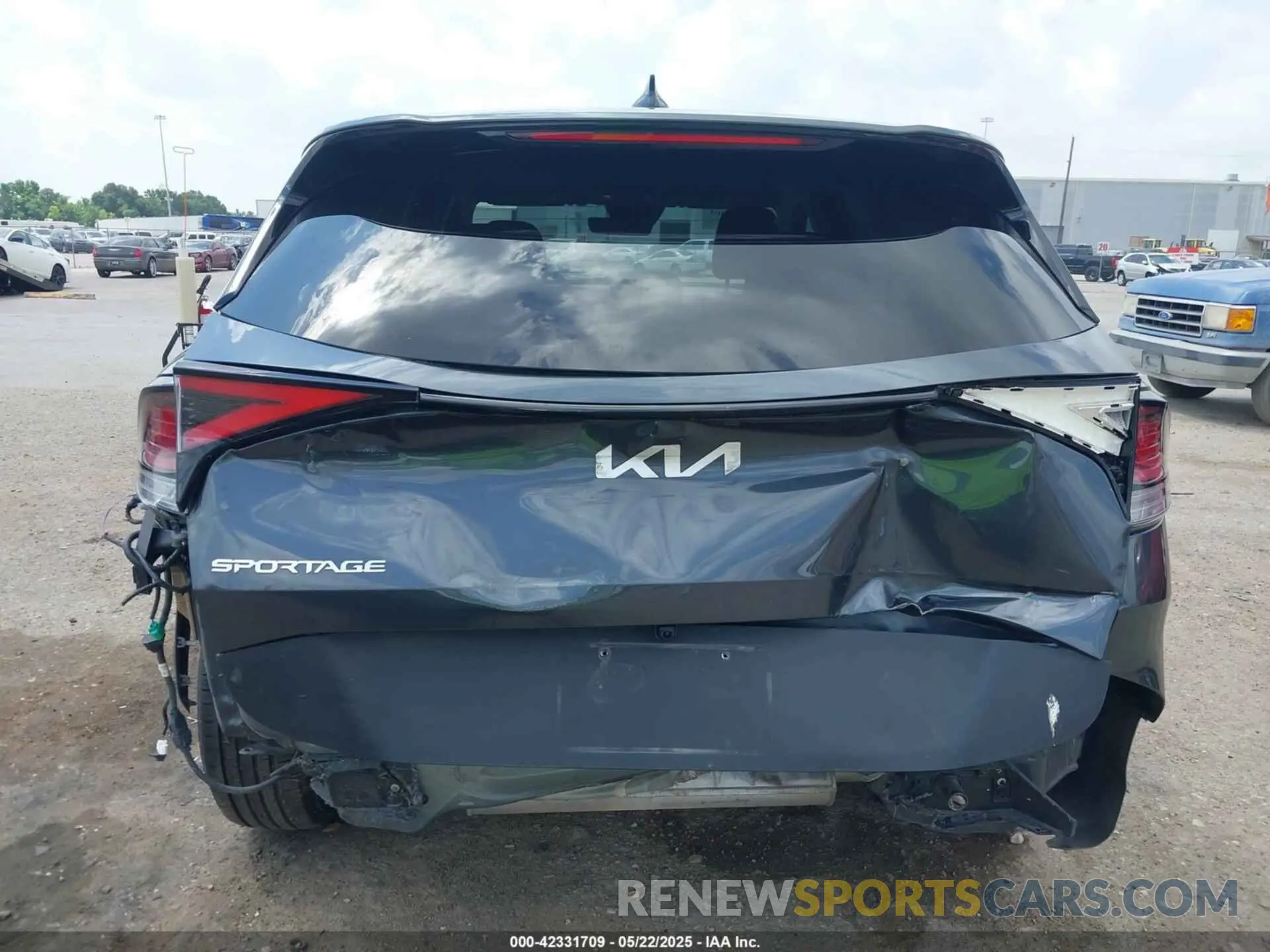 6 Photograph of a damaged car KNDPU3AF1P7167072 KIA SPORTAGE 2023