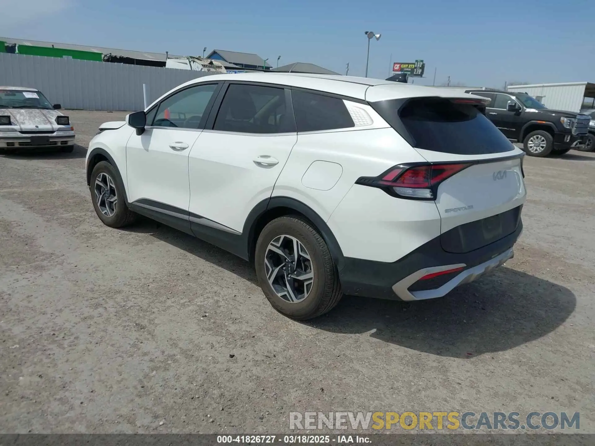 3 Photograph of a damaged car KNDPU3AF4P7036248 KIA SPORTAGE 2023