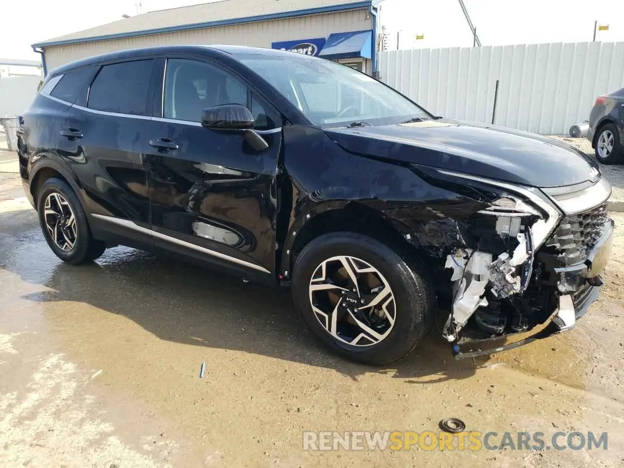 4 Photograph of a damaged car KNDPU3AF4P7036315 KIA SPORTAGE 2023