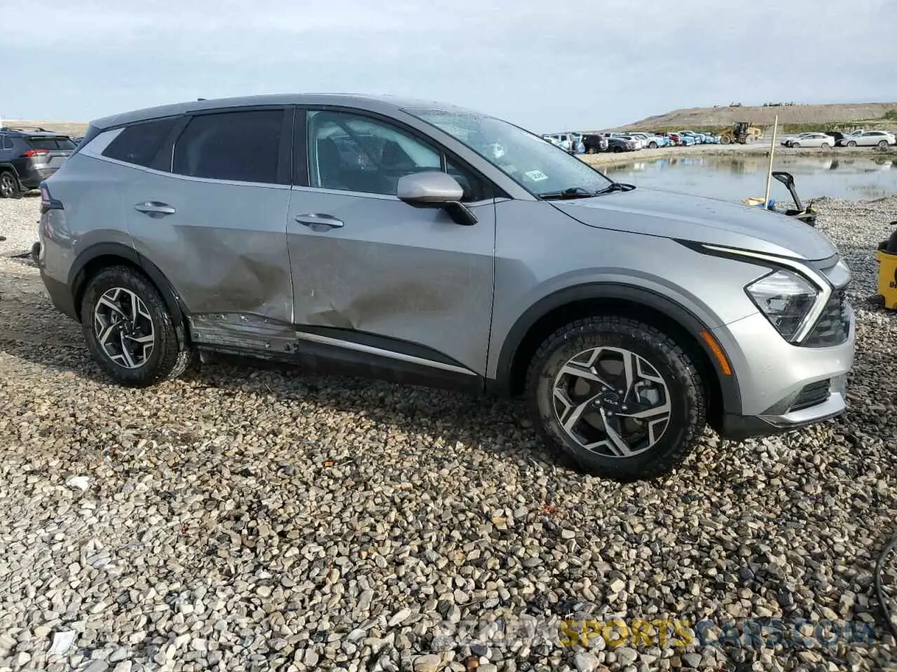 4 Photograph of a damaged car KNDPU3AF5P7171206 KIA SPORTAGE 2023