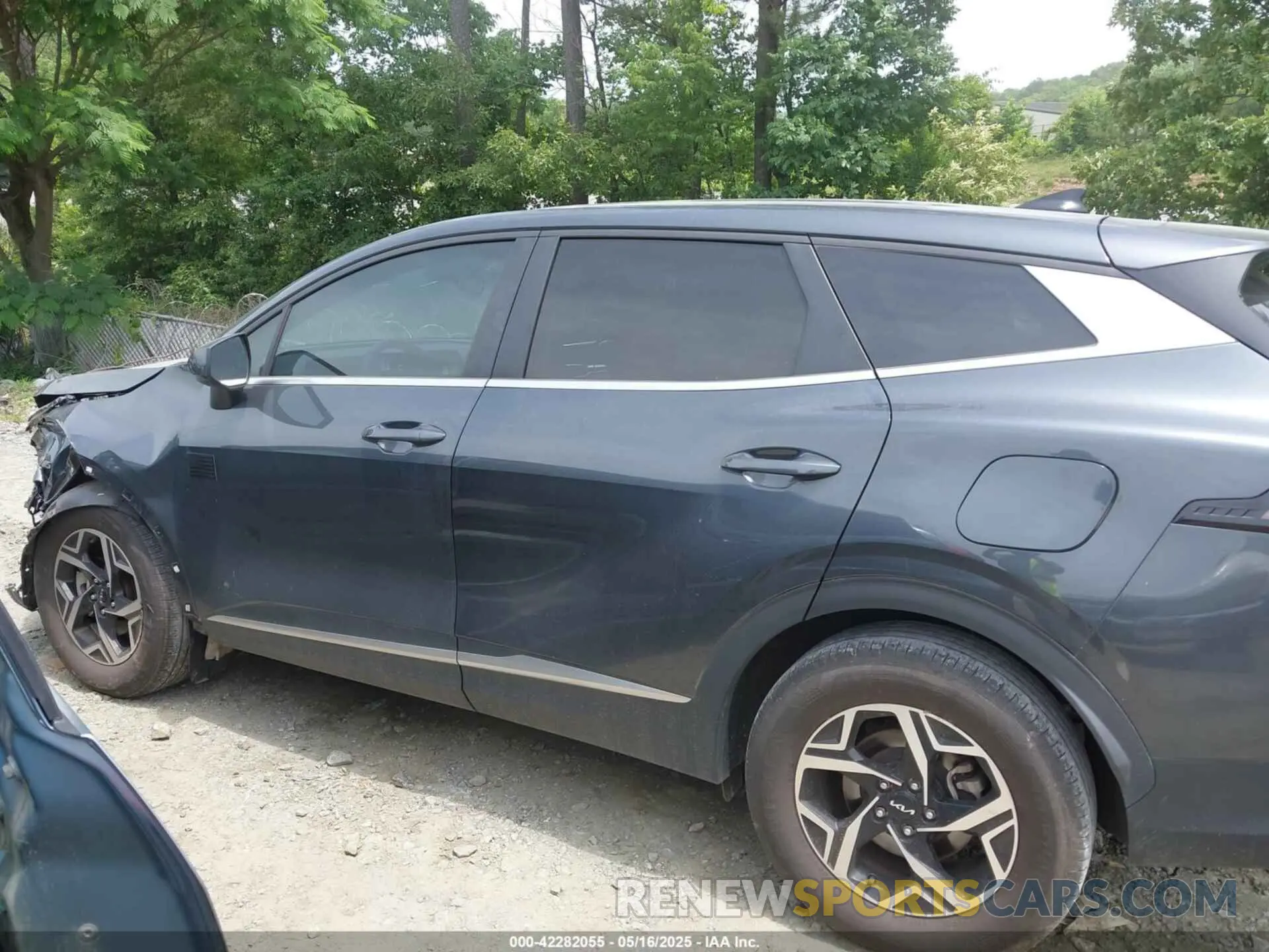 14 Photograph of a damaged car KNDPU3AF7P7034493 KIA SPORTAGE 2023