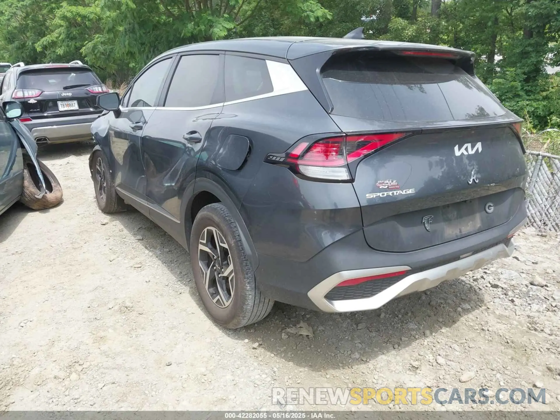 3 Photograph of a damaged car KNDPU3AF7P7034493 KIA SPORTAGE 2023
