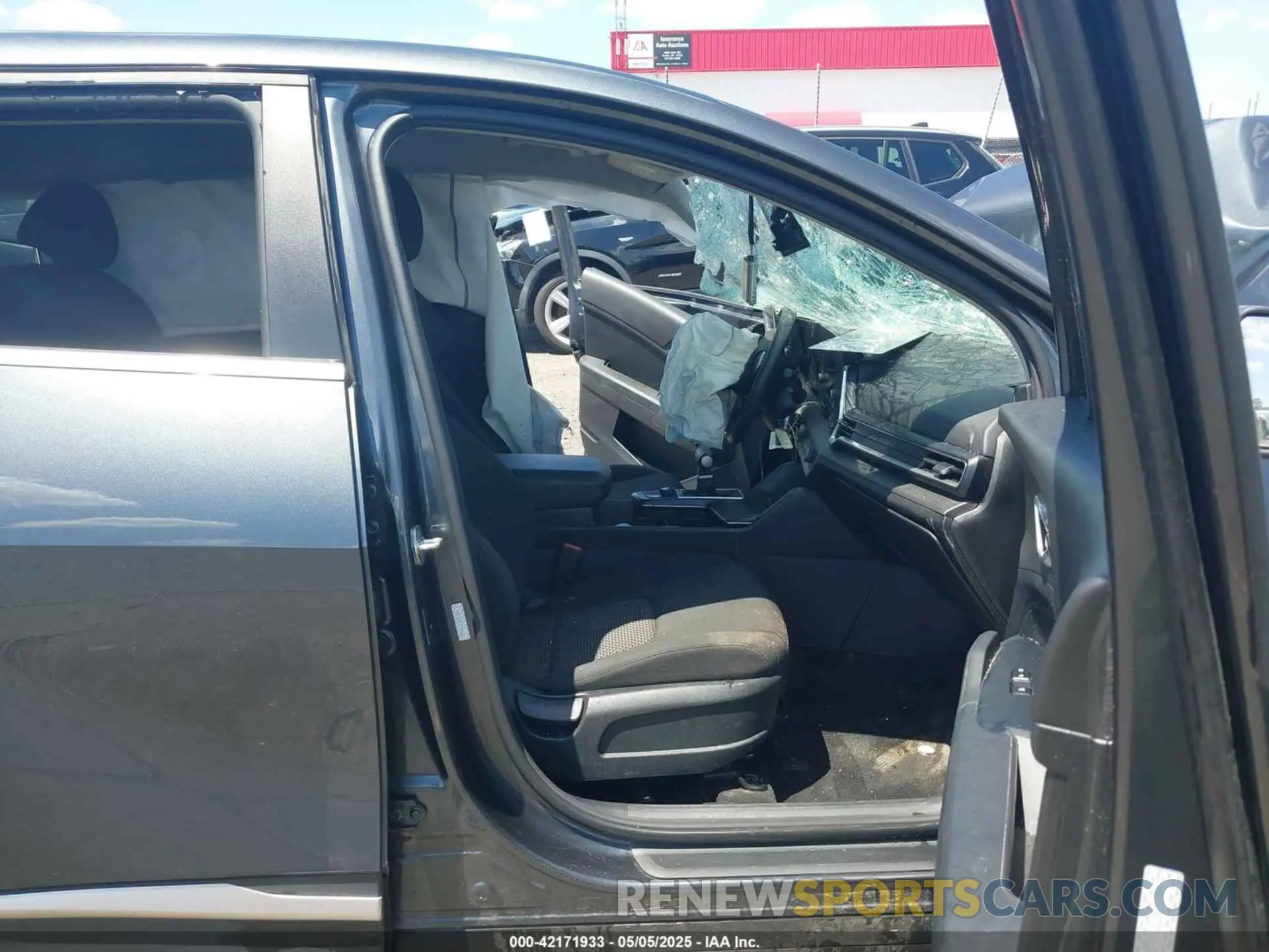 5 Photograph of a damaged car KNDPU3AF7P7066327 KIA SPORTAGE 2023
