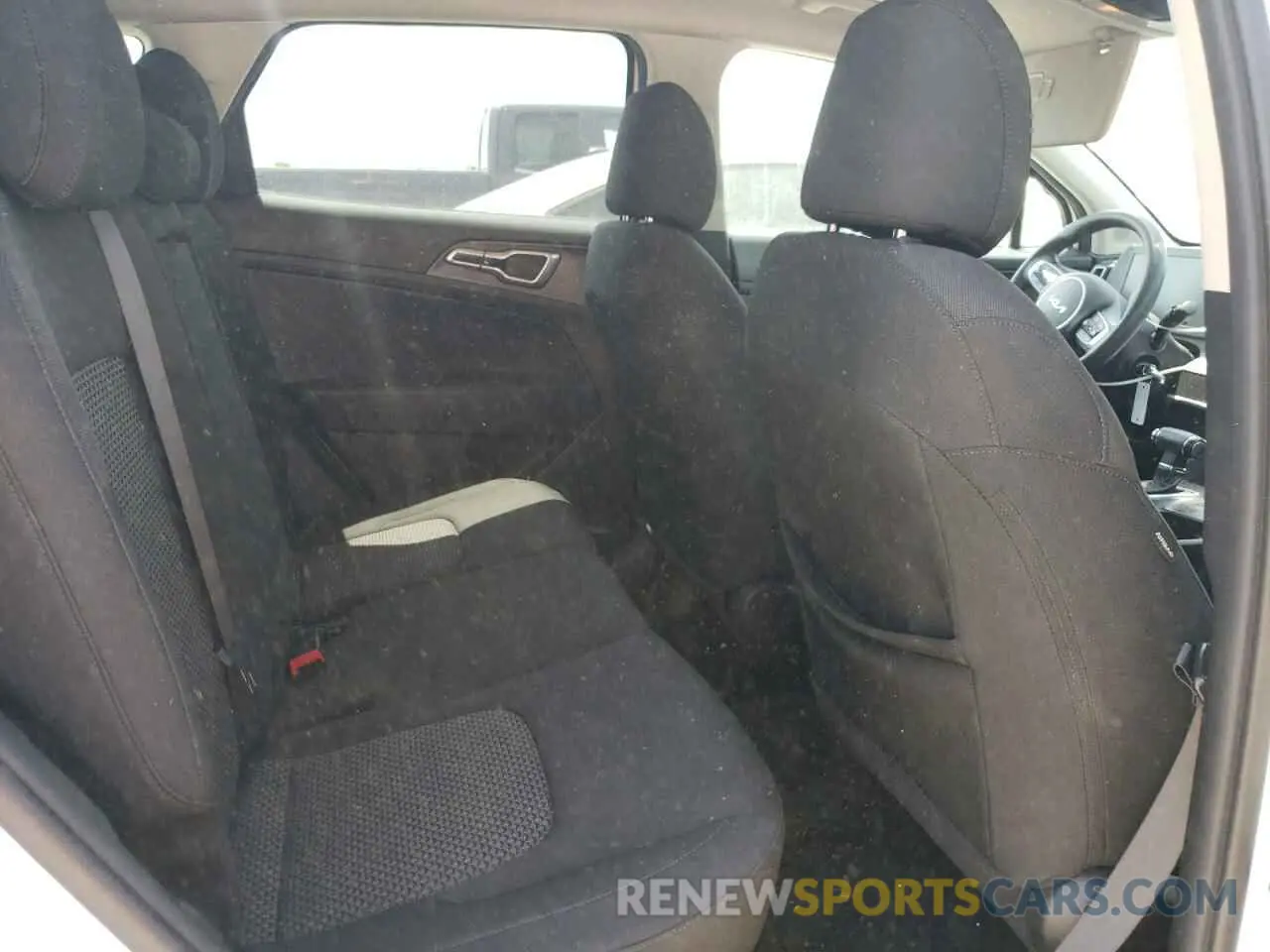 11 Photograph of a damaged car KNDPU3AF8P7034387 KIA SPORTAGE 2023