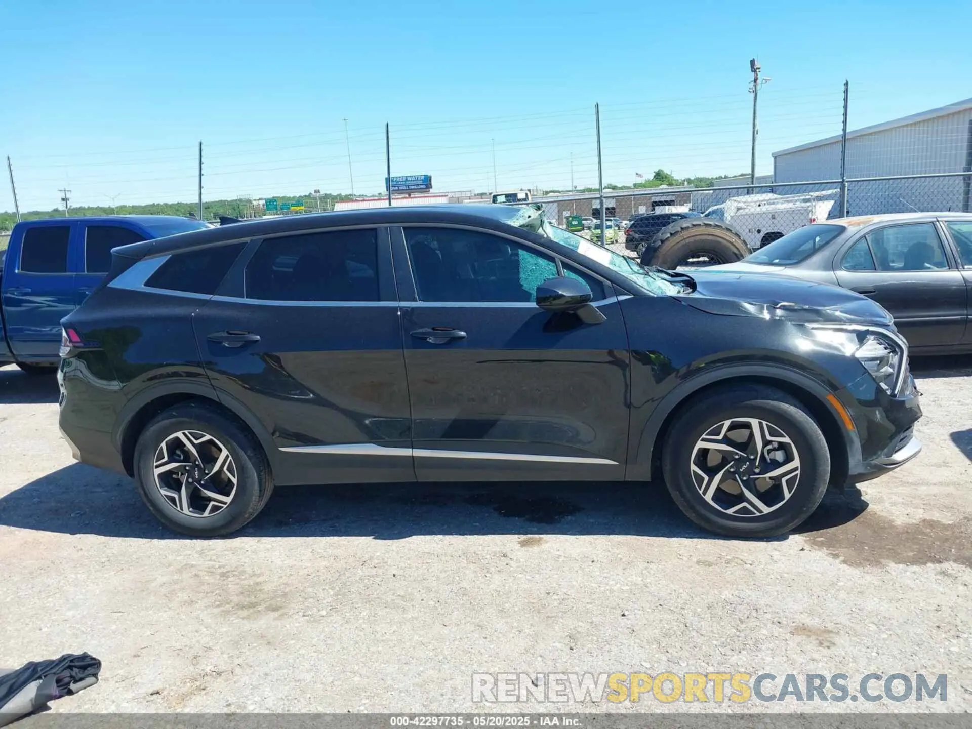 13 Photograph of a damaged car KNDPU3AF8P7036849 KIA SPORTAGE 2023