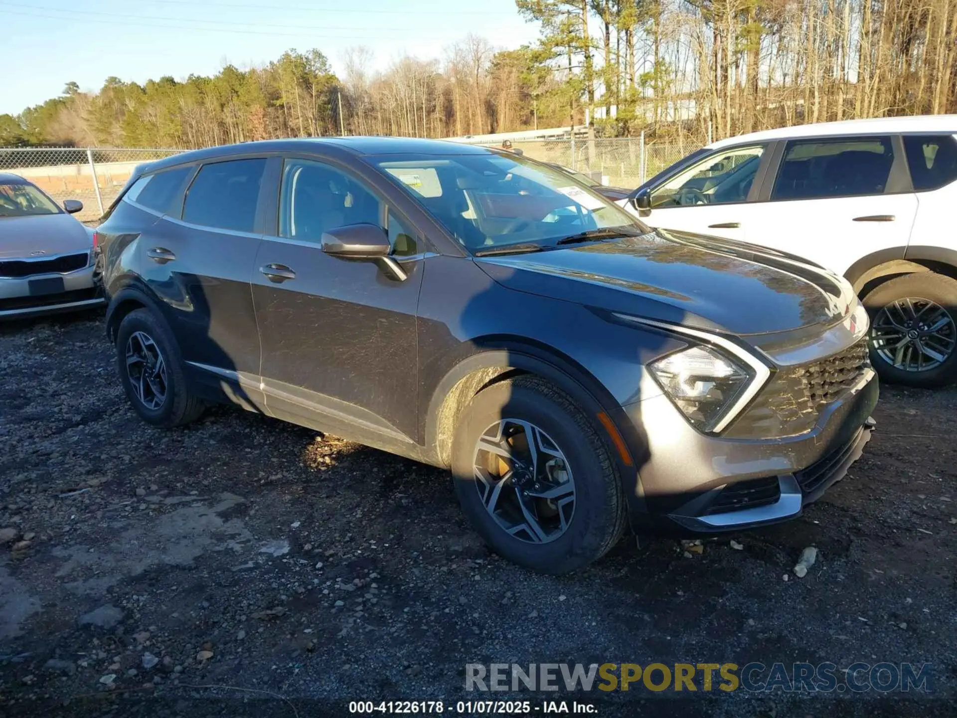 1 Photograph of a damaged car KNDPU3AF9P7034611 KIA SPORTAGE 2023