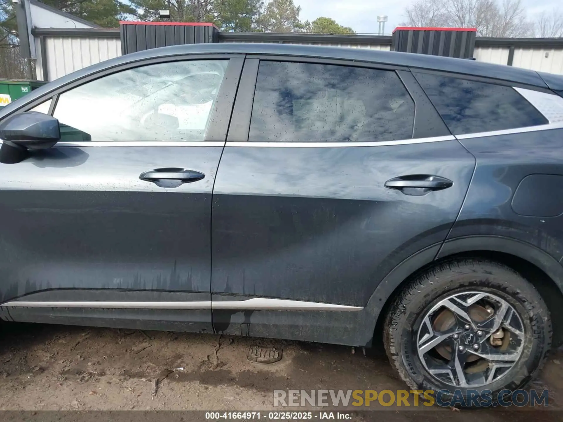 14 Photograph of a damaged car KNDPU3AFXP7131719 KIA SPORTAGE 2023