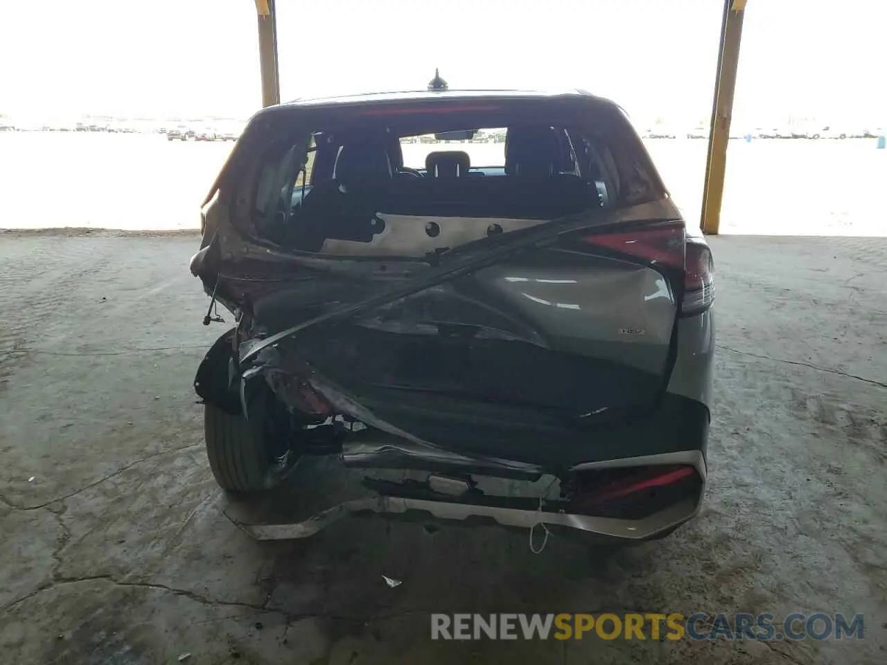 6 Photograph of a damaged car KNDPU3AG9P7059324 KIA SPORTAGE 2023