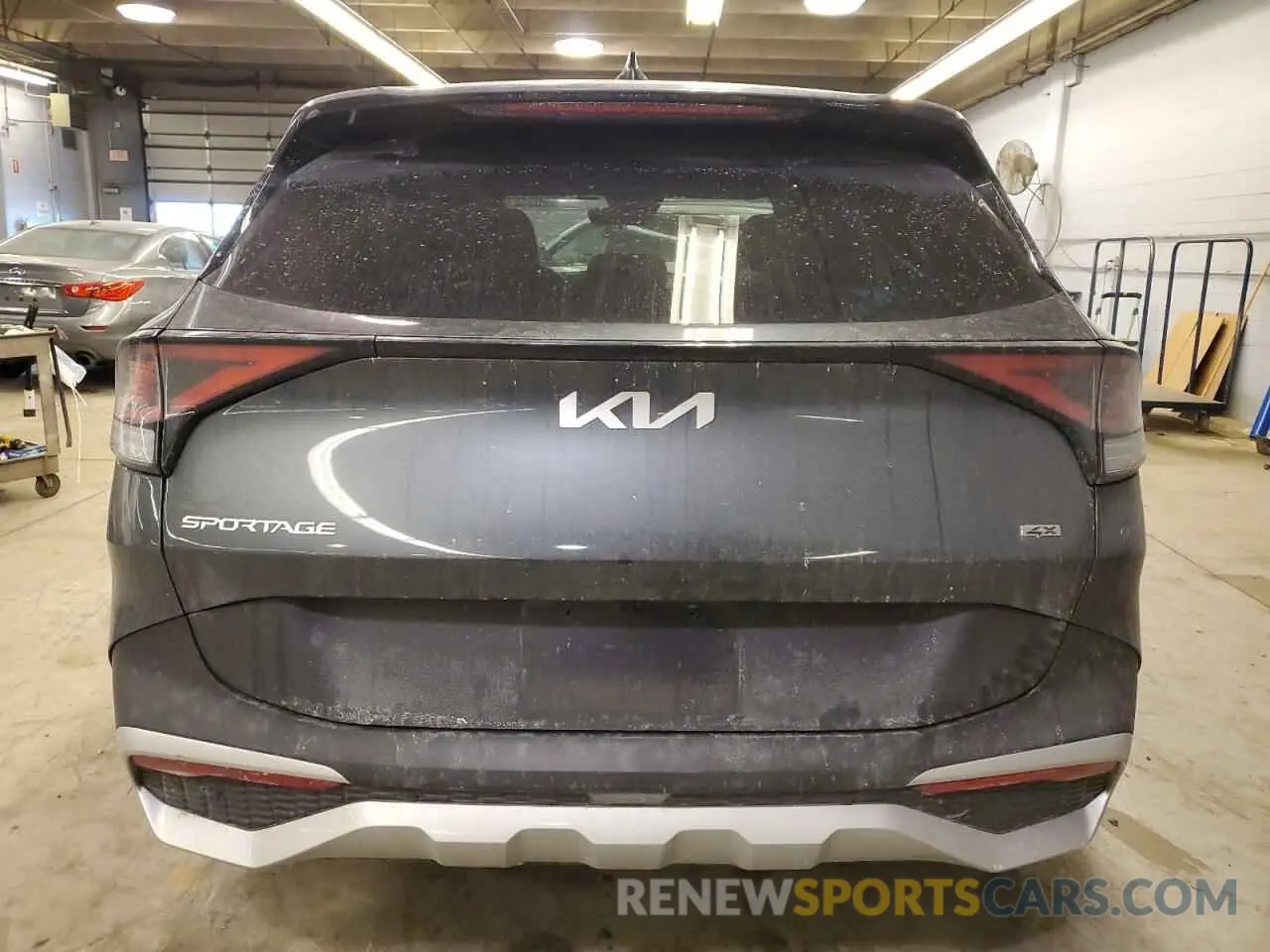 6 Photograph of a damaged car KNDPUCAF0P7064015 KIA SPORTAGE 2023