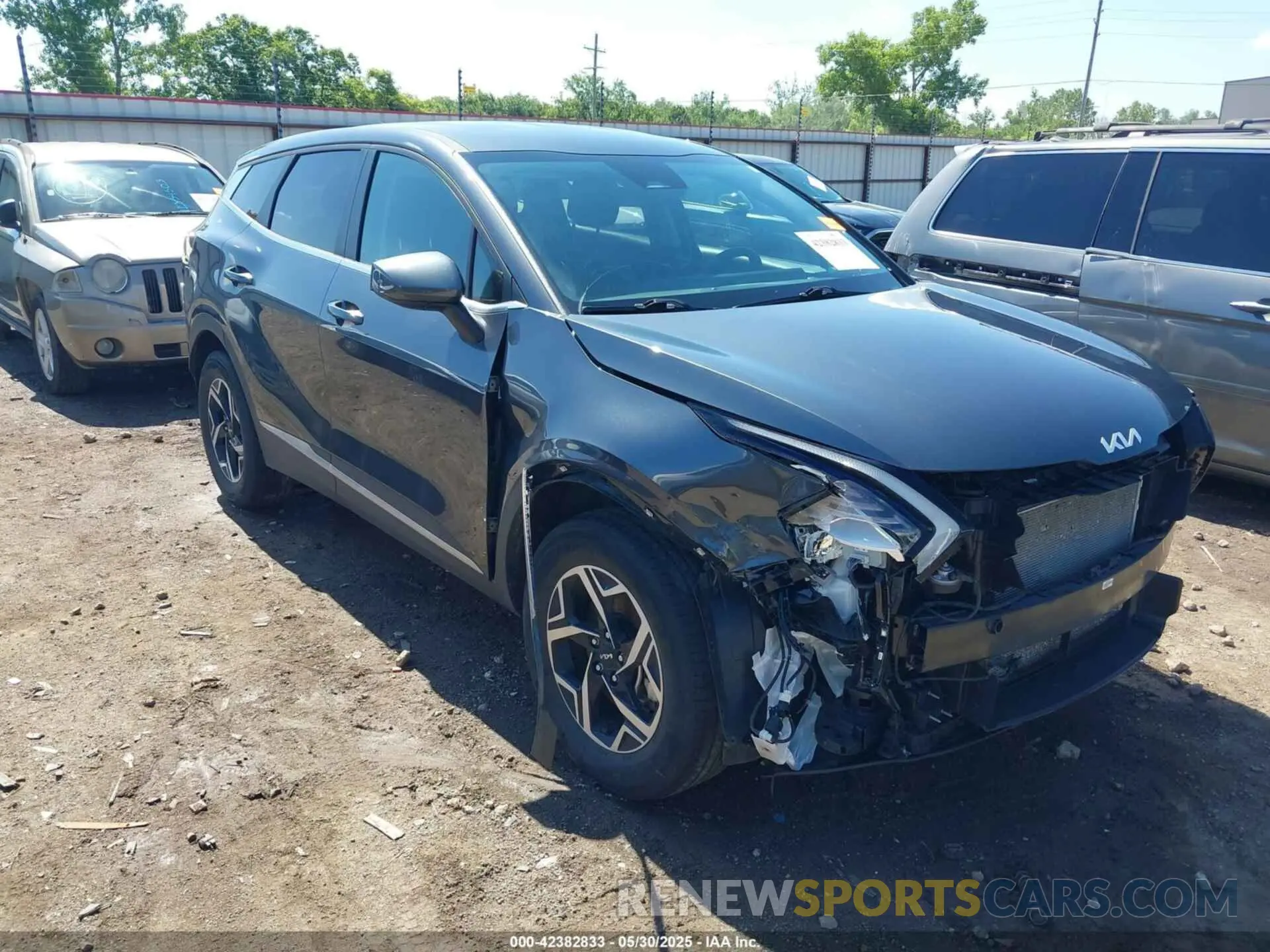 1 Photograph of a damaged car KNDPUCAF0P7165295 KIA SPORTAGE 2023