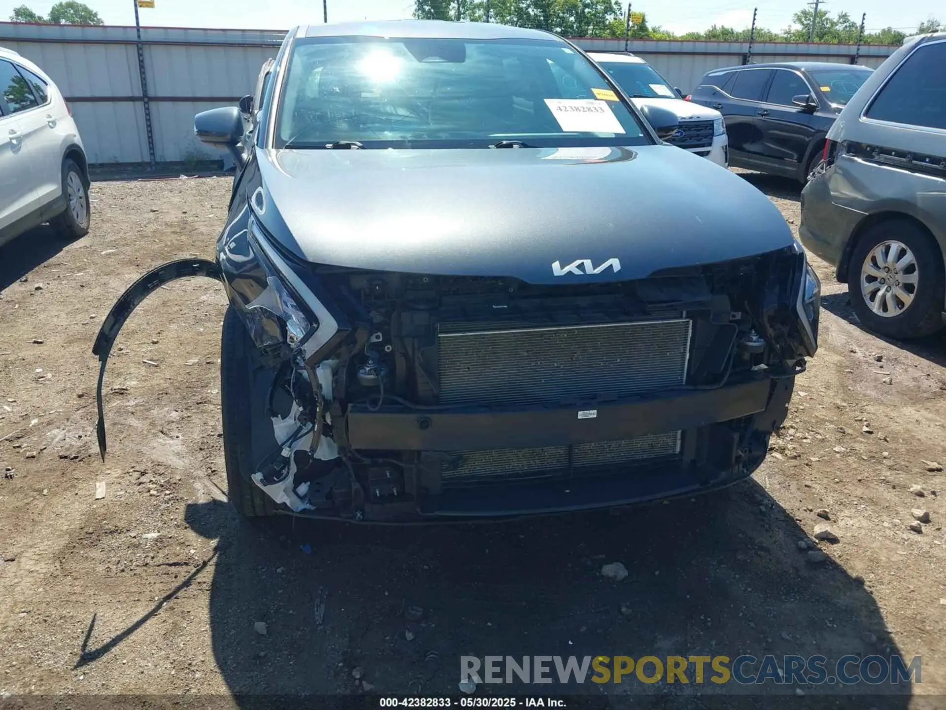 6 Photograph of a damaged car KNDPUCAF0P7165295 KIA SPORTAGE 2023