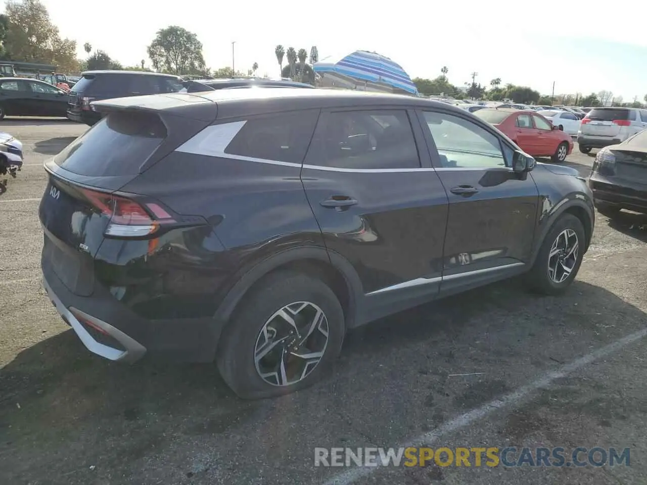 3 Photograph of a damaged car KNDPUCAF2P7093533 KIA SPORTAGE 2023