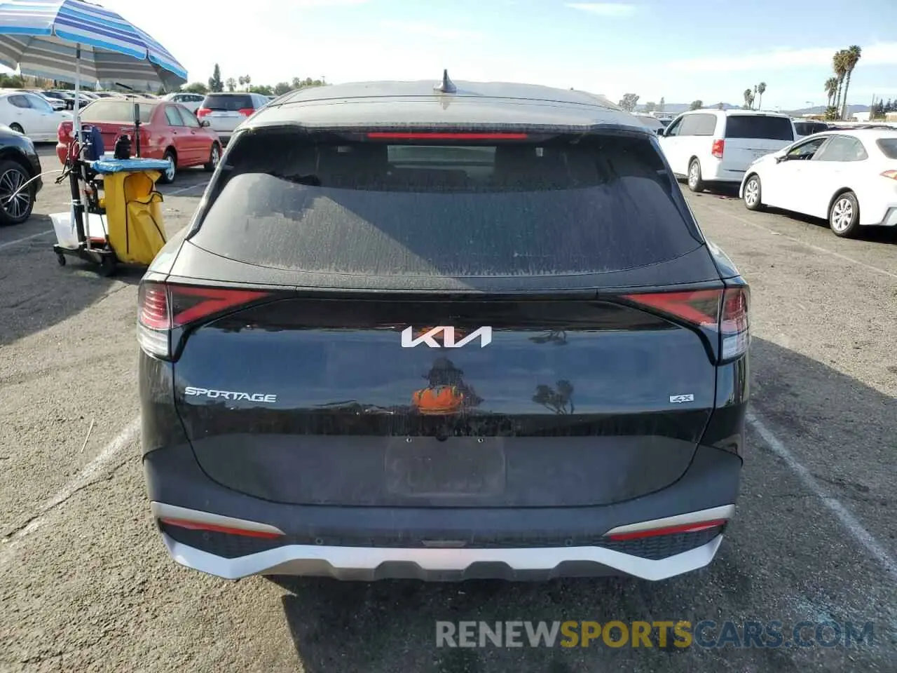 6 Photograph of a damaged car KNDPUCAF2P7093533 KIA SPORTAGE 2023