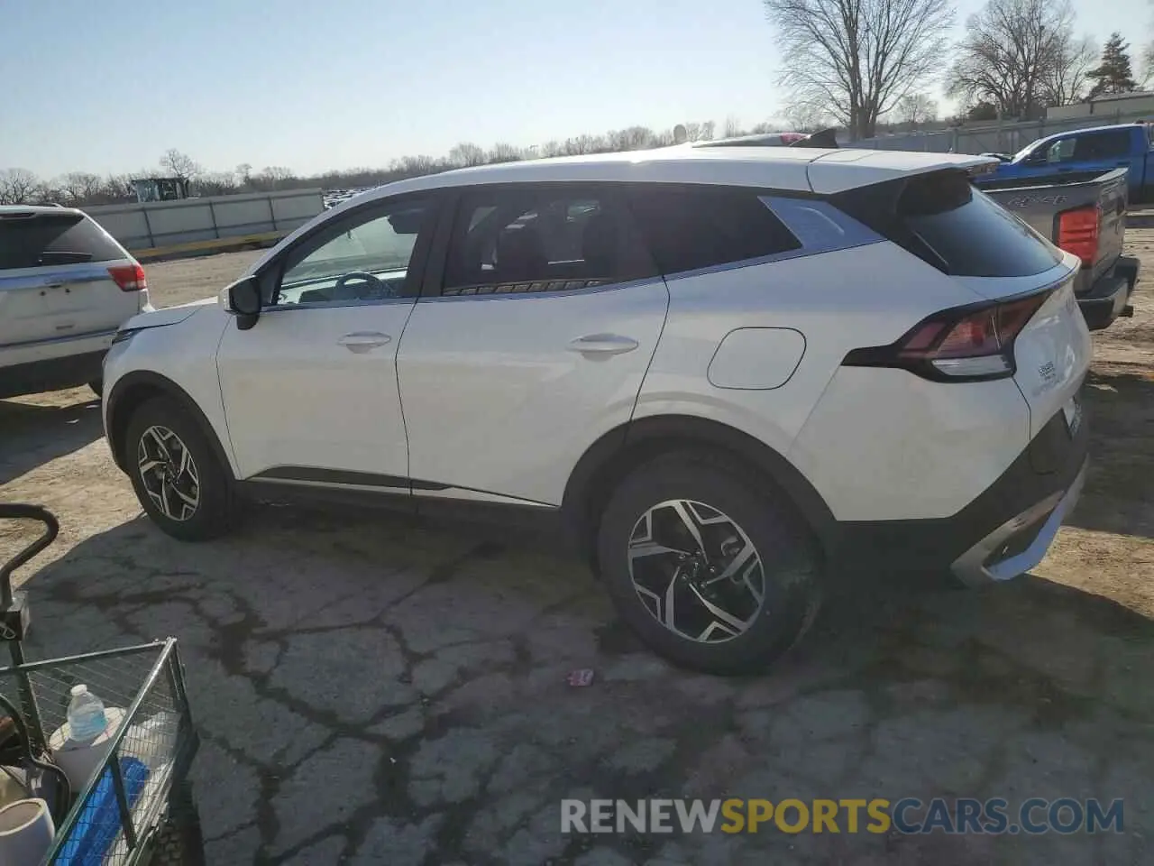 2 Photograph of a damaged car KNDPUCAF2P7153360 KIA SPORTAGE 2023