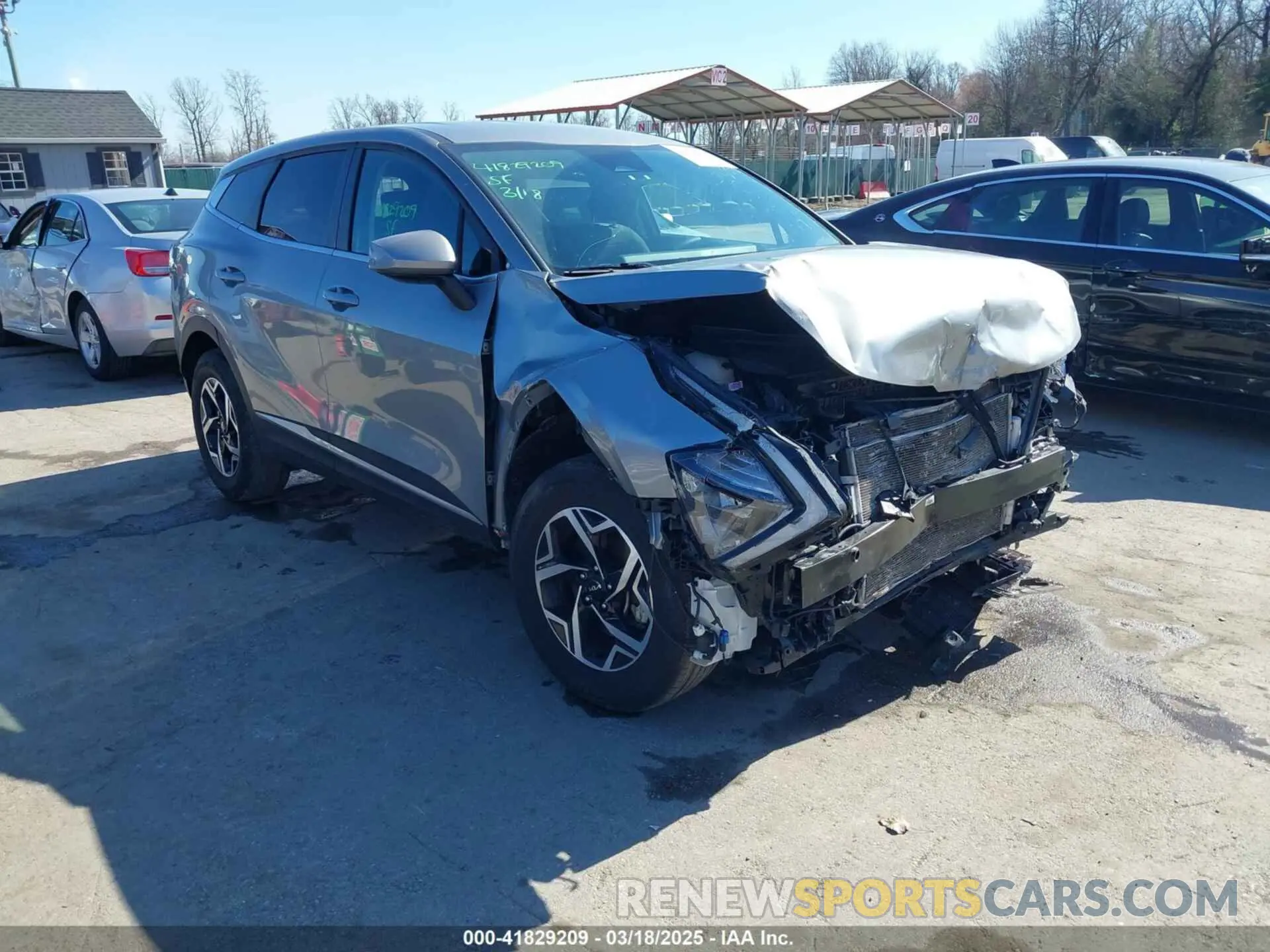 1 Photograph of a damaged car KNDPUCAF2P7153827 KIA SPORTAGE 2023