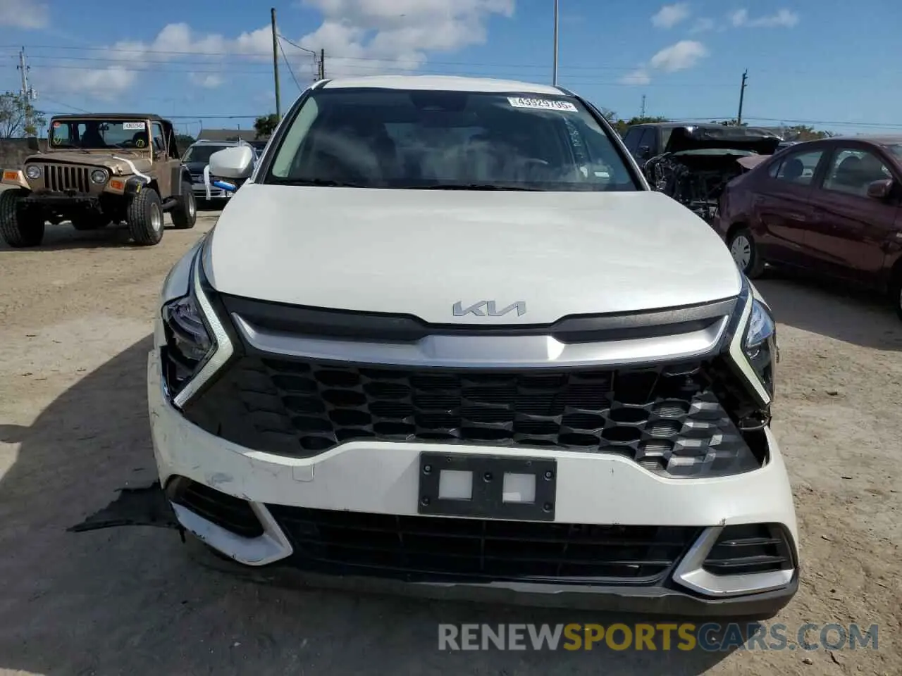 5 Photograph of a damaged car KNDPUCAF5P7165325 KIA SPORTAGE 2023
