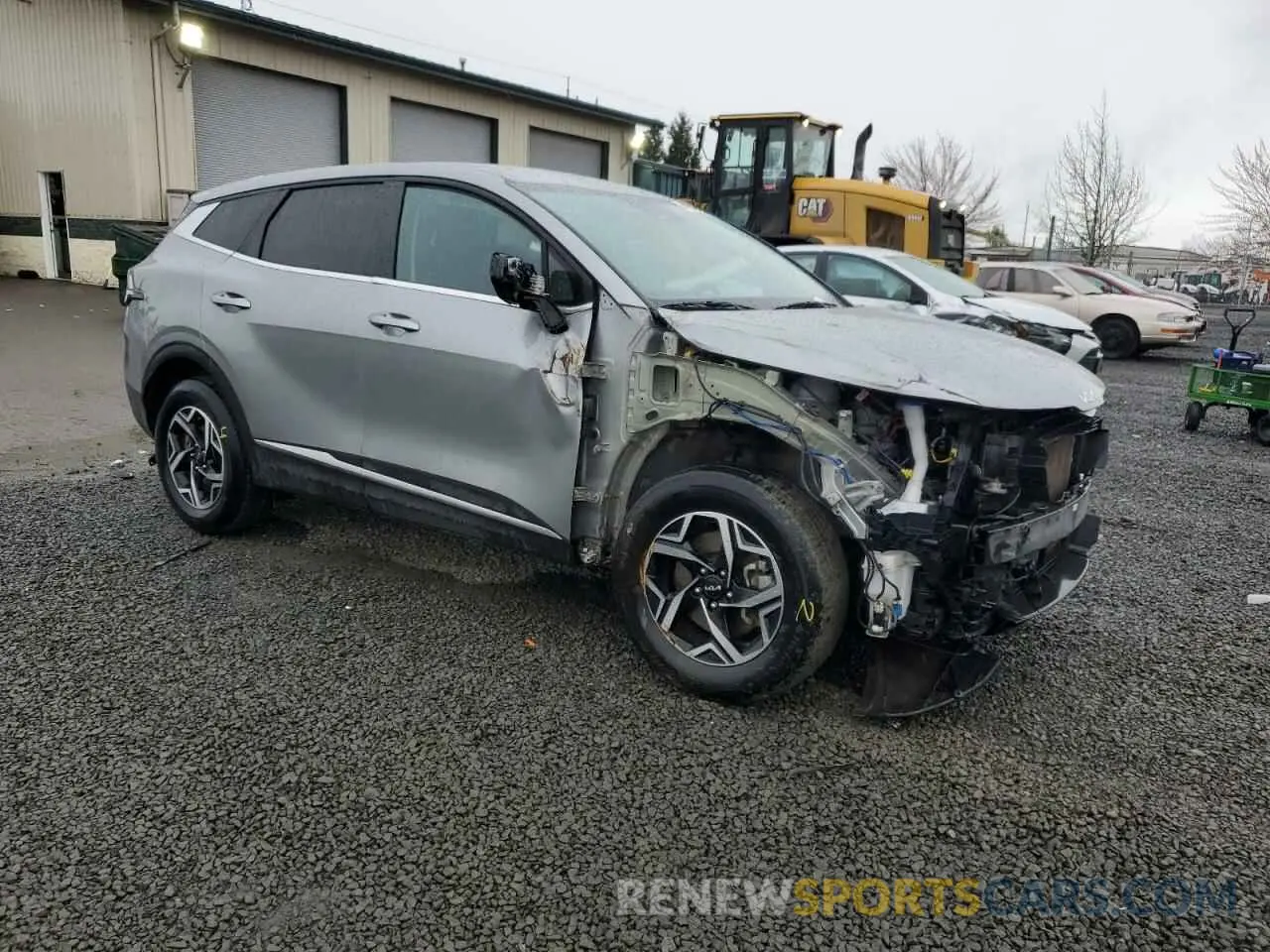 4 Photograph of a damaged car KNDPUCAF6P7099030 KIA SPORTAGE 2023