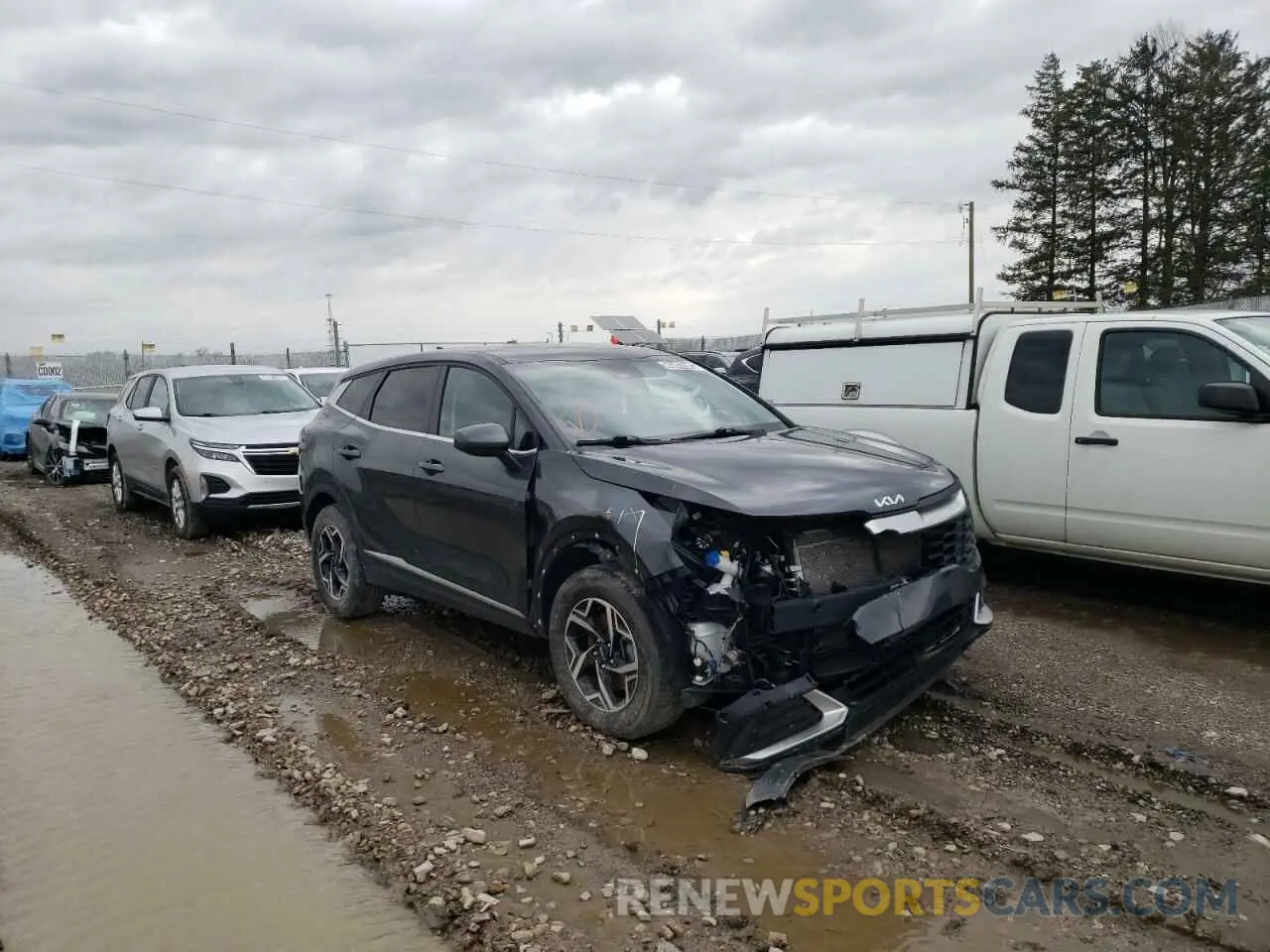 4 Photograph of a damaged car KNDPUCAF6P7211714 KIA SPORTAGE 2023