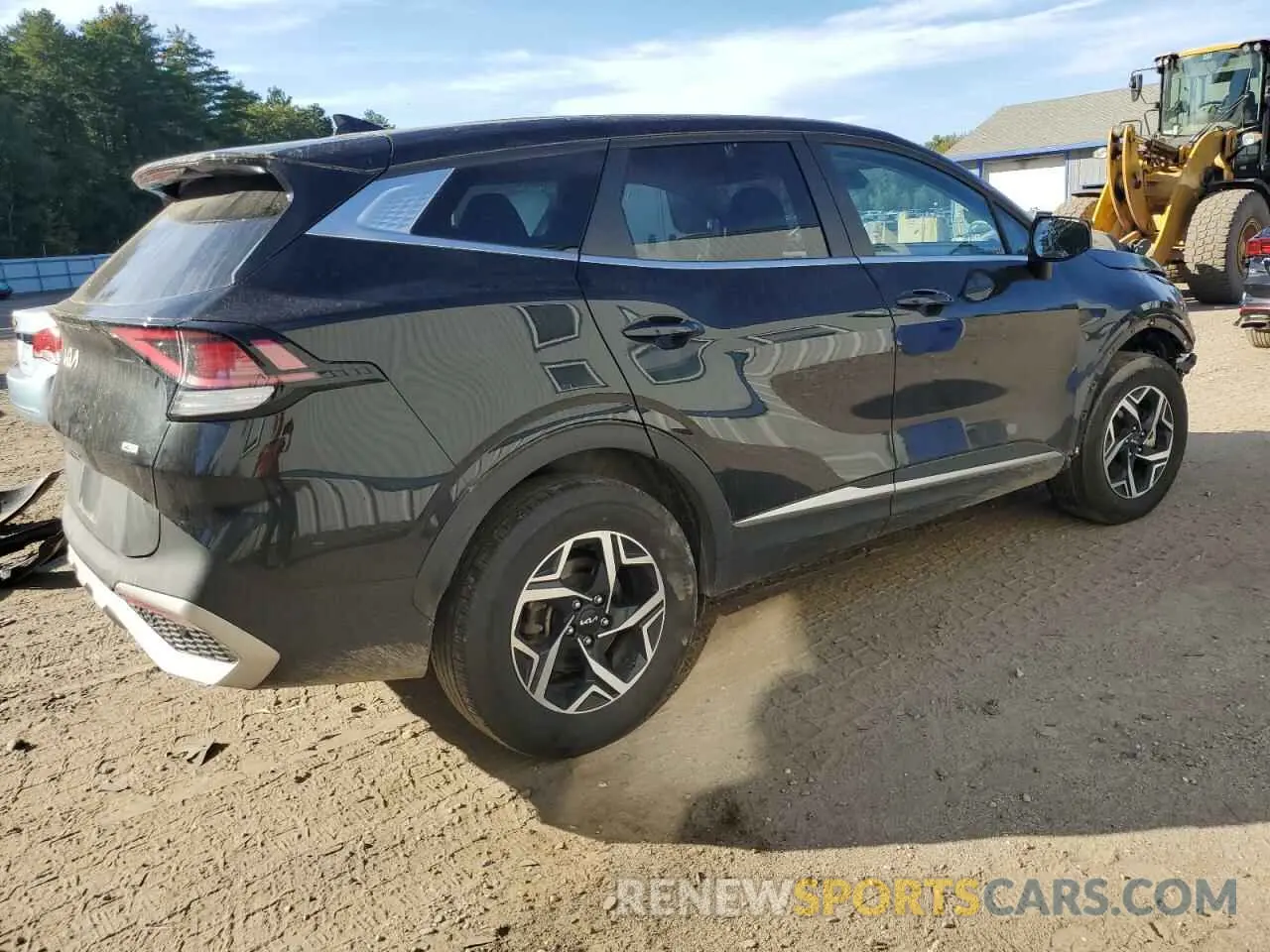 3 Photograph of a damaged car KNDPUCAF7P7073892 KIA SPORTAGE 2023