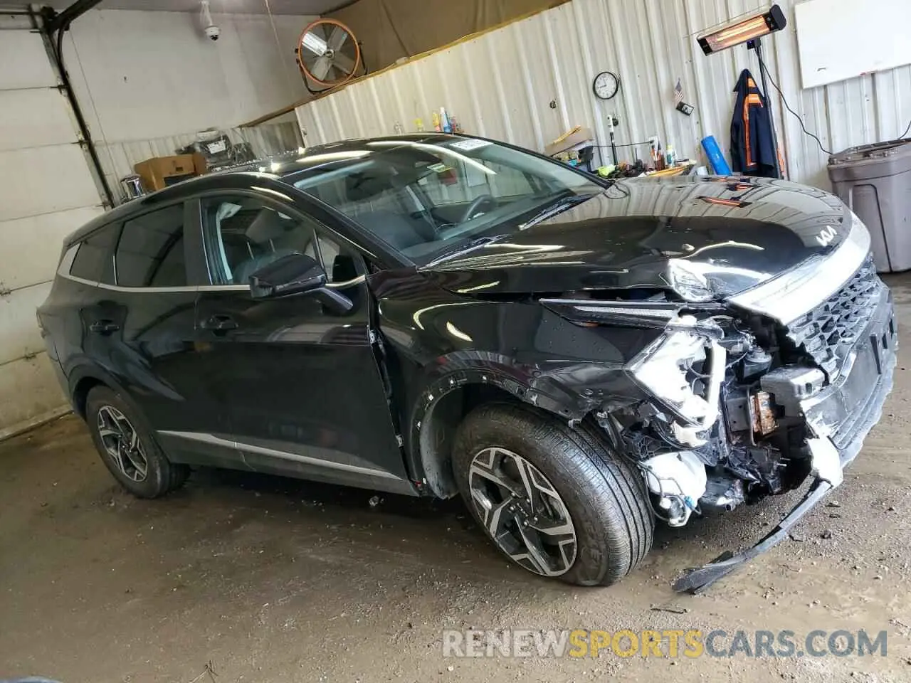 4 Photograph of a damaged car KNDPUCAF8P7050993 KIA SPORTAGE 2023