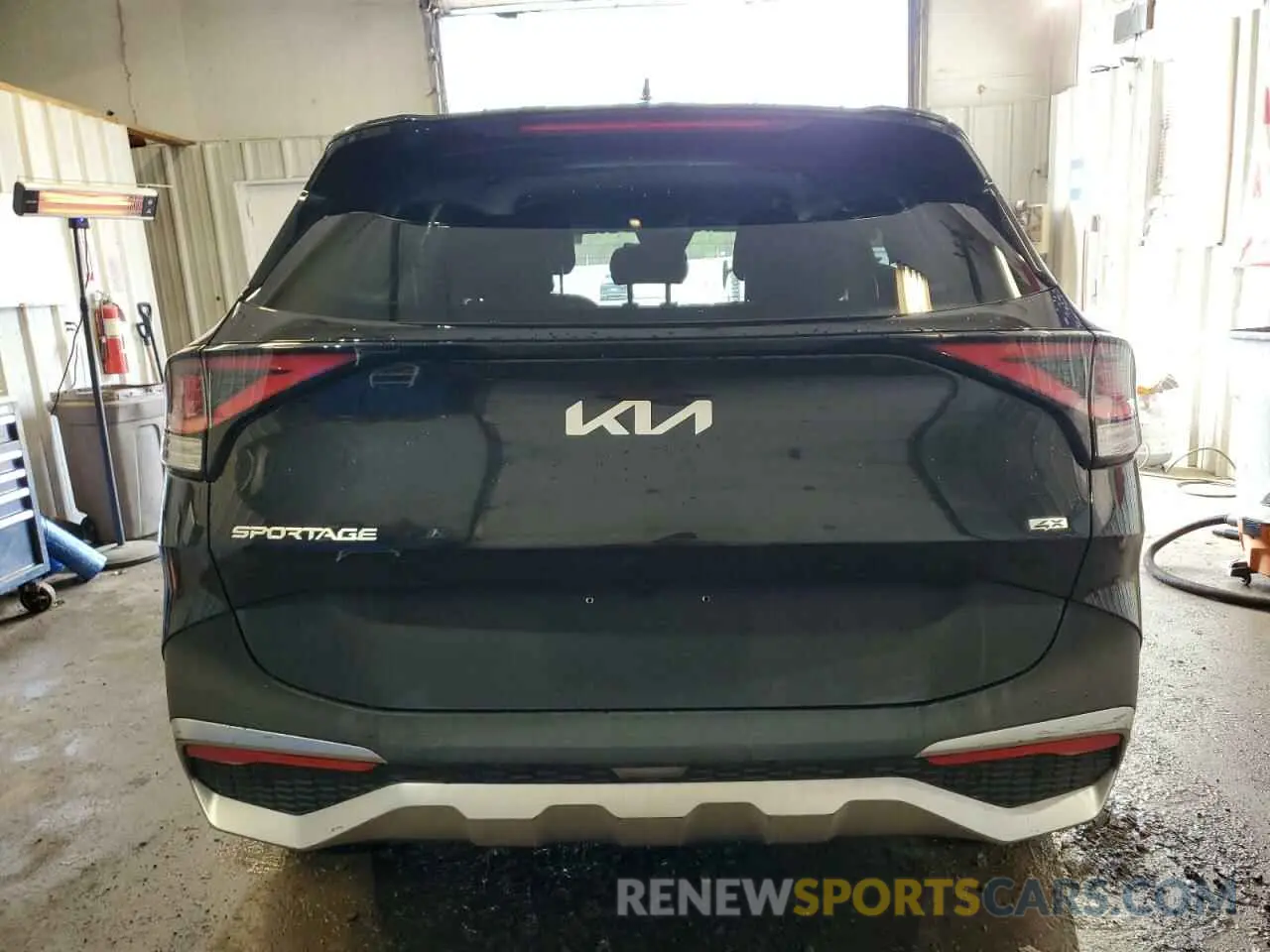 6 Photograph of a damaged car KNDPUCAF8P7050993 KIA SPORTAGE 2023