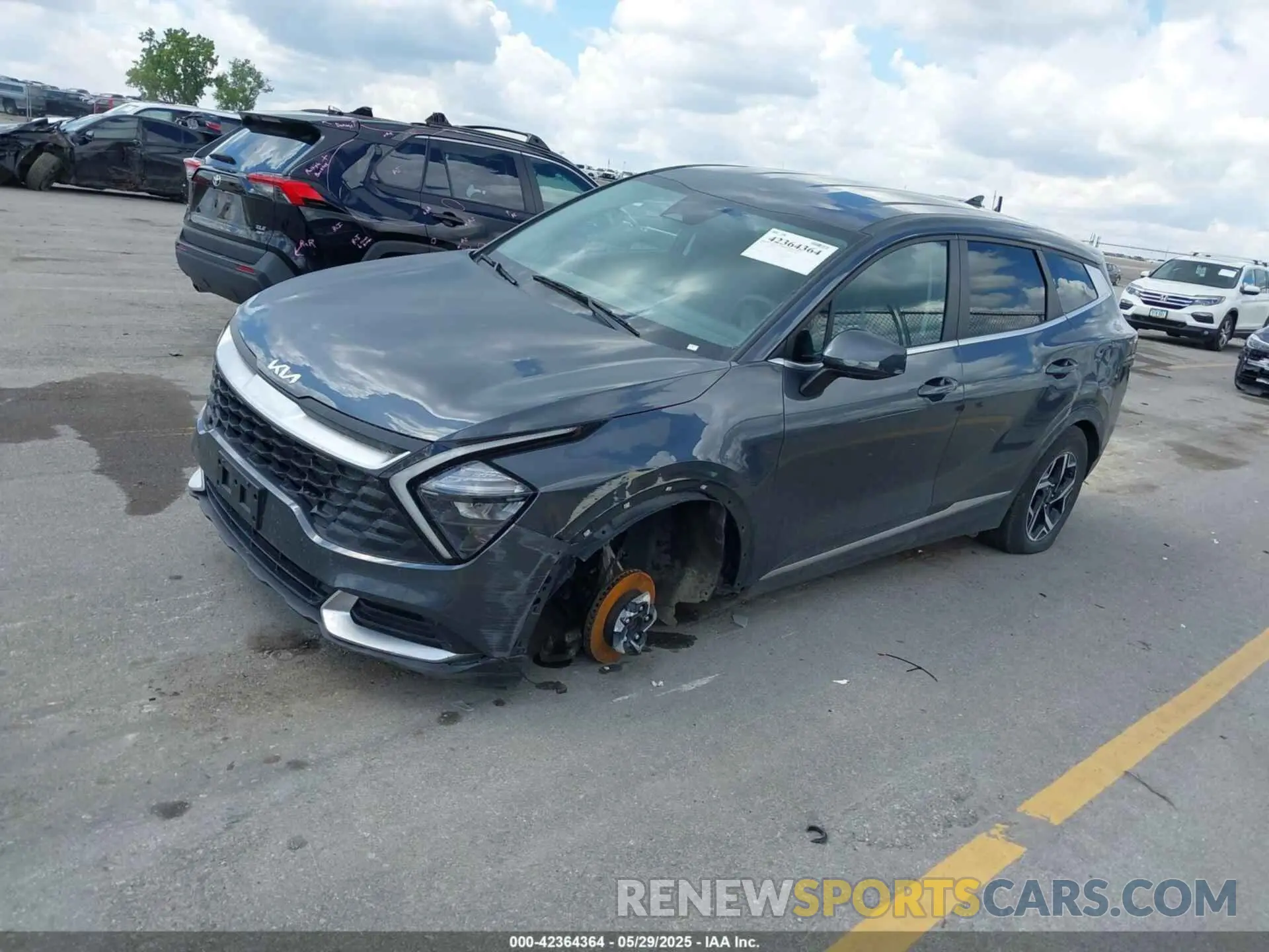 2 Photograph of a damaged car KNDPUCAFXP7162209 KIA SPORTAGE 2023
