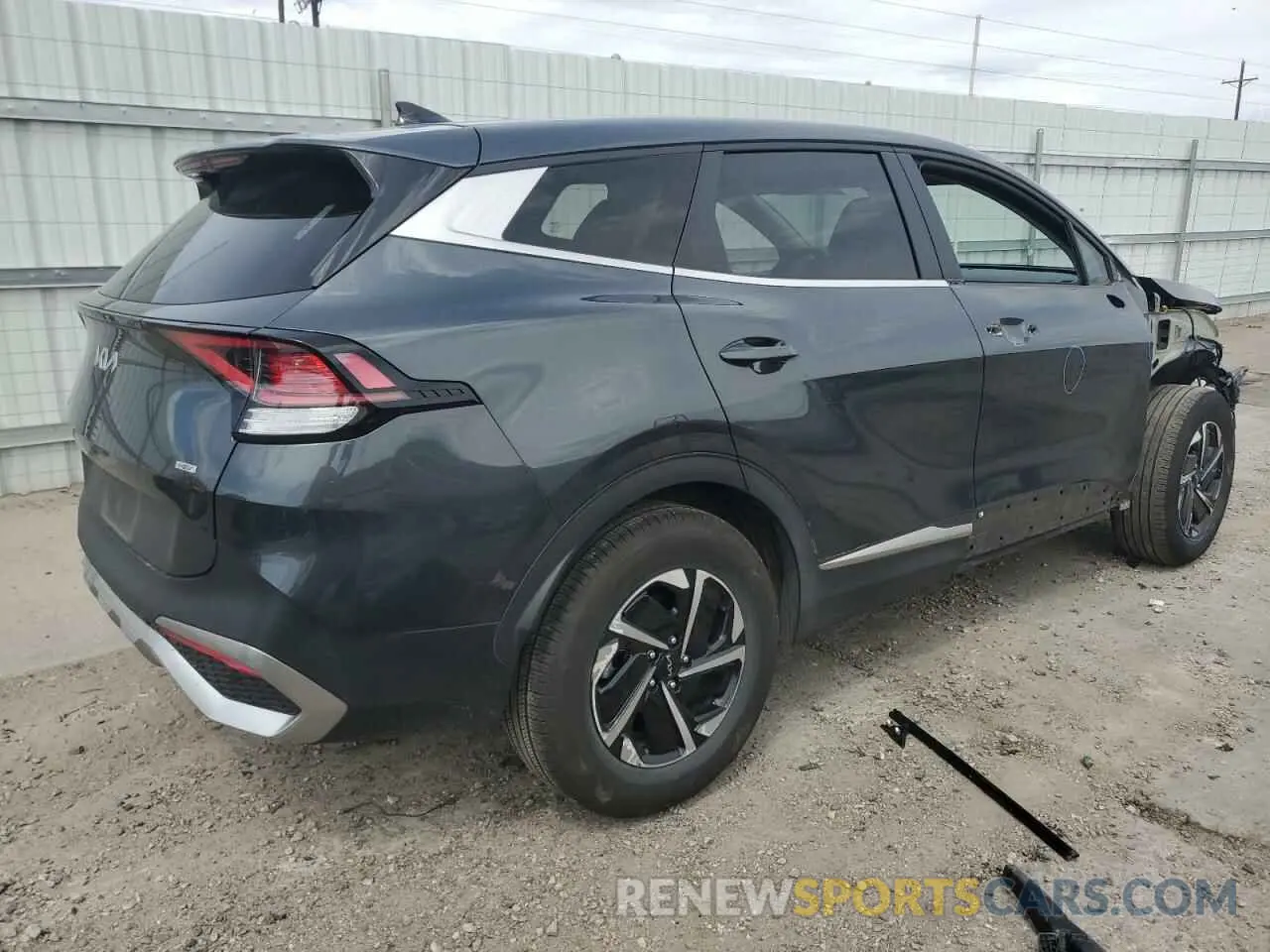 3 Photograph of a damaged car KNDPUCAG0P7059714 KIA SPORTAGE 2023