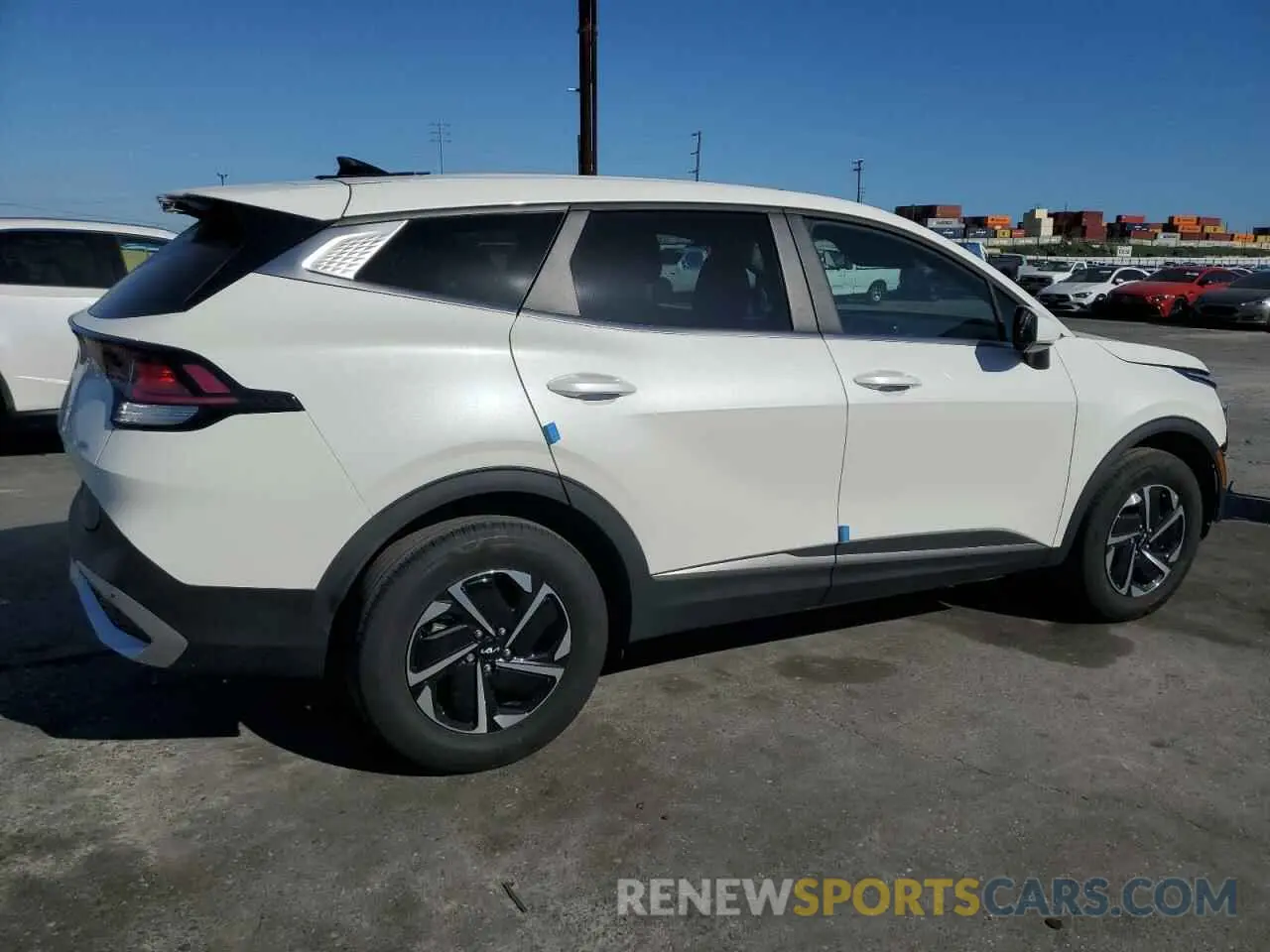 3 Photograph of a damaged car KNDPUCAG1P7030352 KIA SPORTAGE 2023