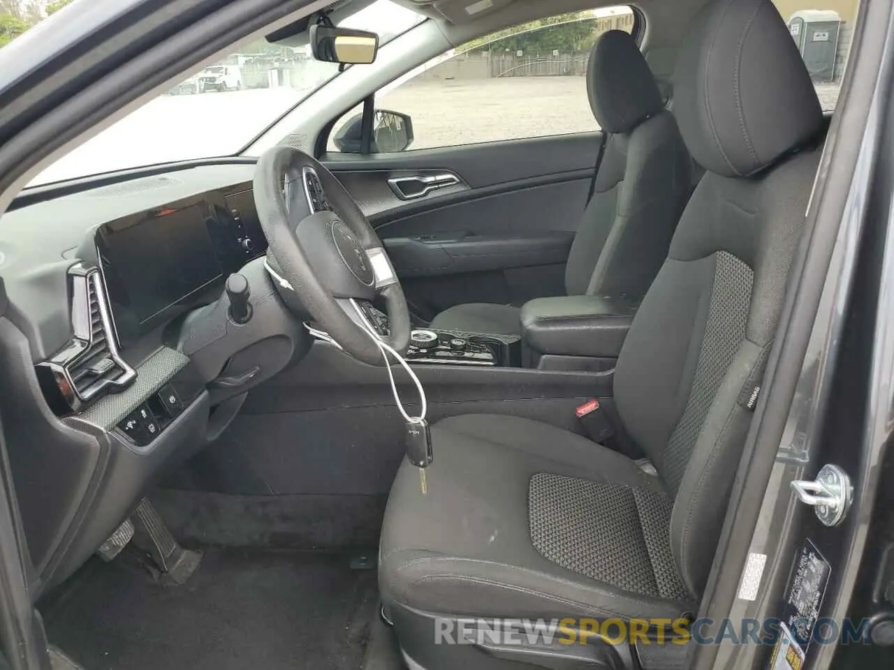 7 Photograph of a damaged car KNDPUCAG3P7052790 KIA SPORTAGE 2023
