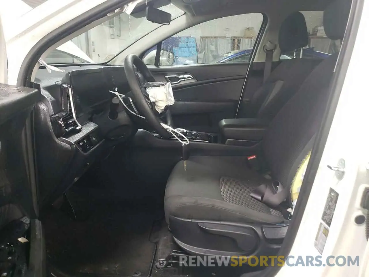 7 Photograph of a damaged car KNDPUCAG4P7082445 KIA SPORTAGE 2023