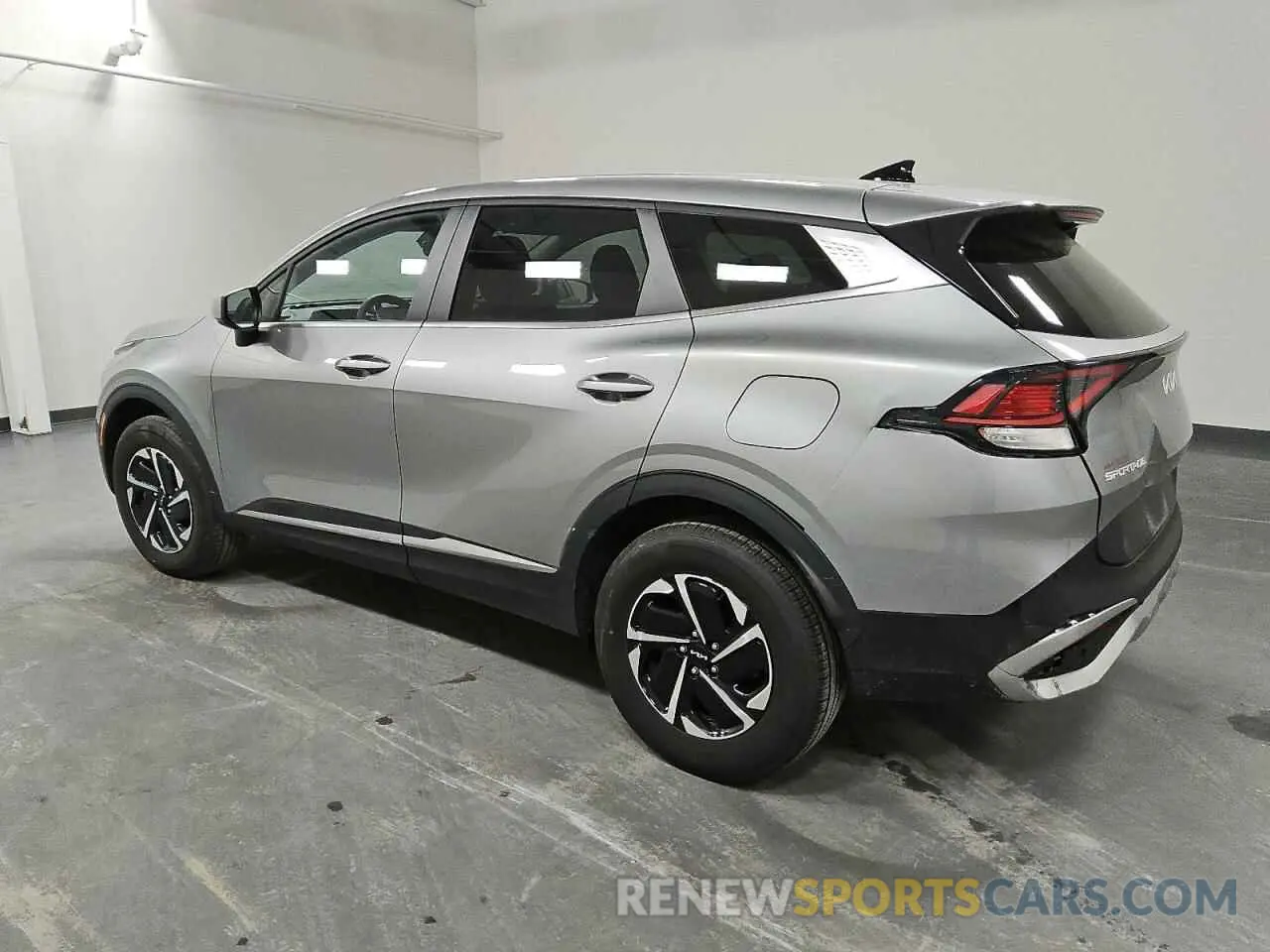 2 Photograph of a damaged car KNDPUCAG6P7096251 KIA SPORTAGE 2023