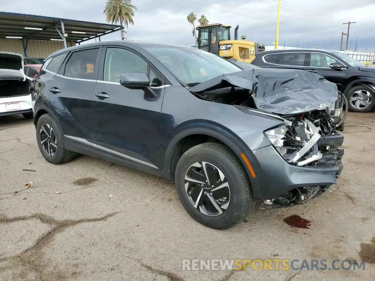 4 Photograph of a damaged car KNDPUCAG8P7100218 KIA SPORTAGE 2023