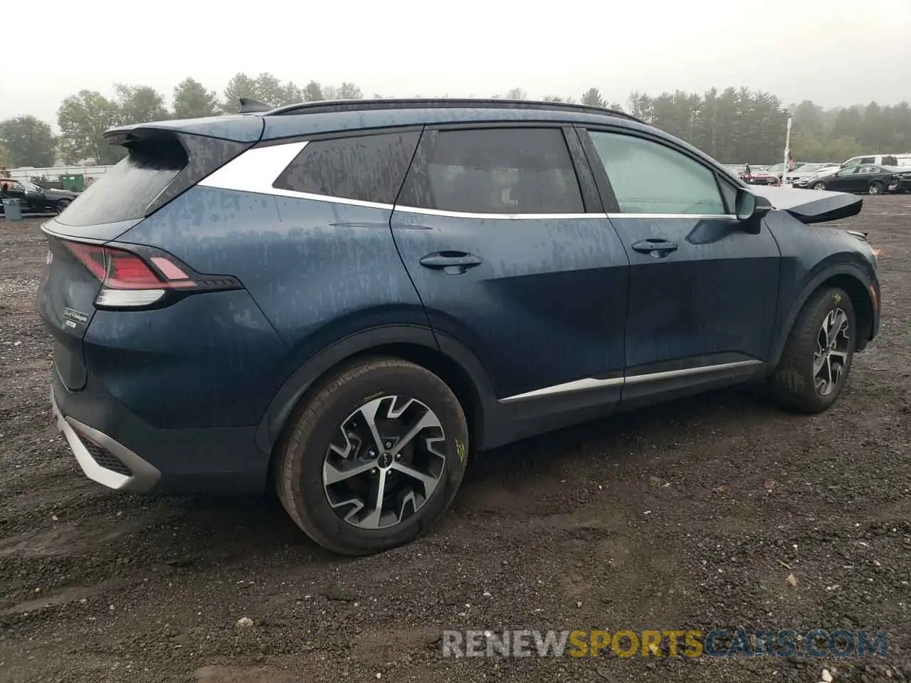 3 Photograph of a damaged car KNDPVCAG3P7020970 KIA SPORTAGE 2023