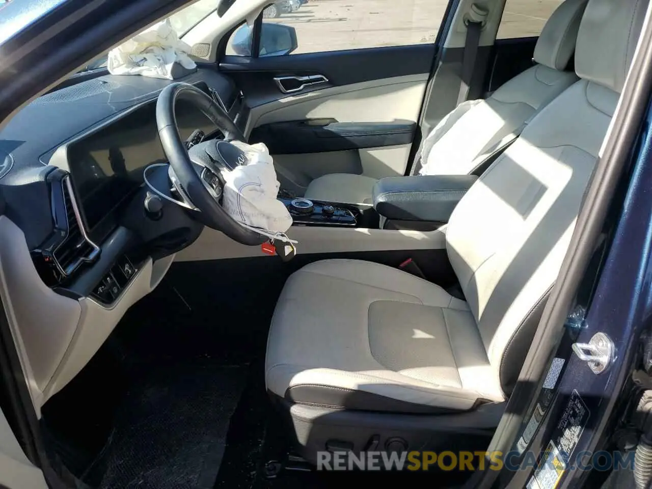 7 Photograph of a damaged car KNDPVCAG7P7053776 KIA SPORTAGE 2023