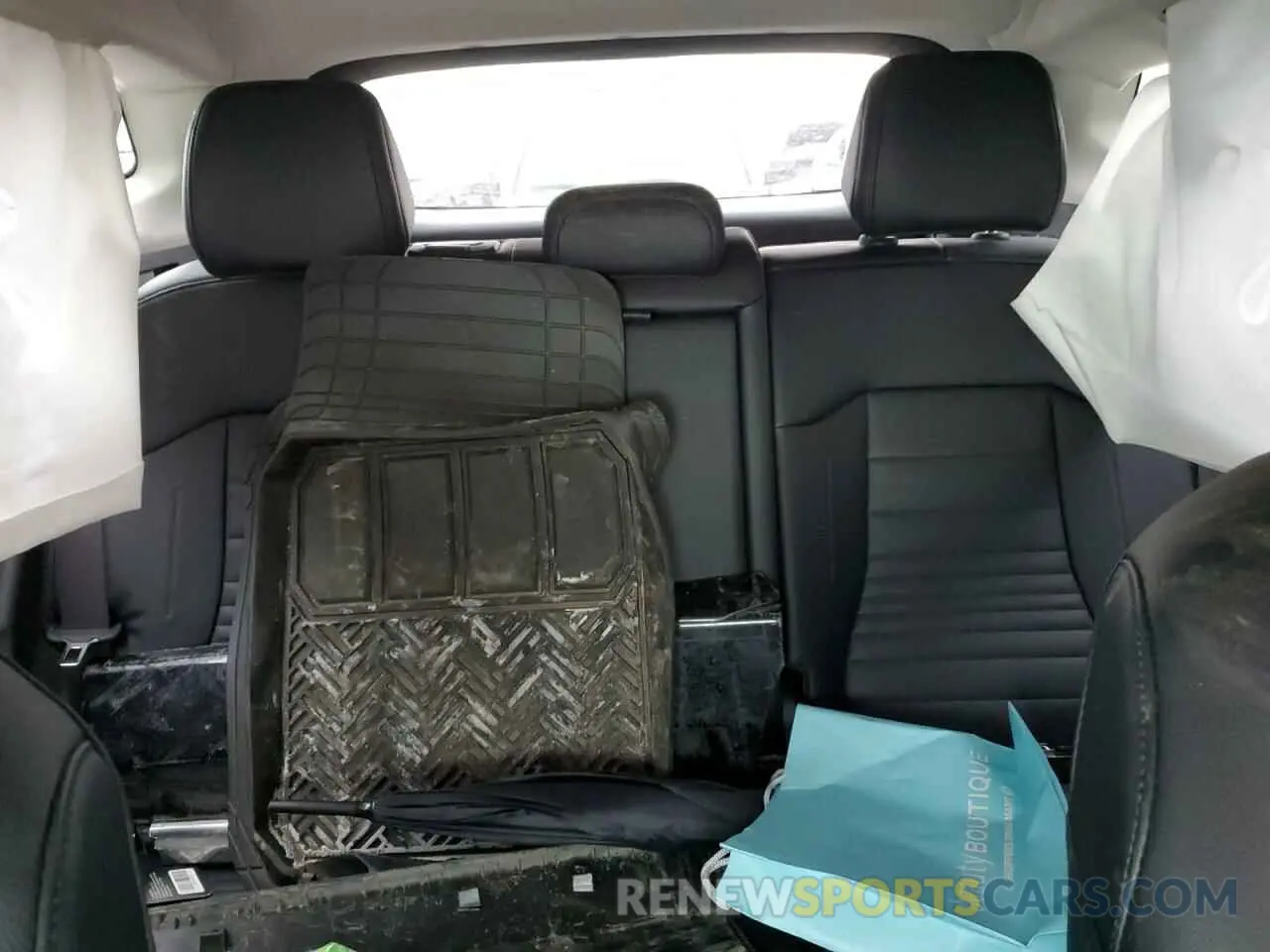 10 Photograph of a damaged car KNDPVDAH1P7086920 KIA SPORTAGE 2023
