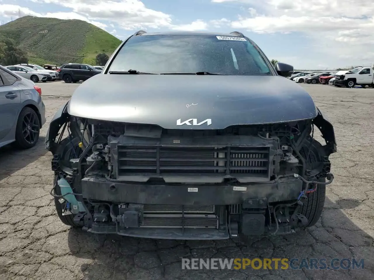 5 Photograph of a damaged car KNDPXCAG5P7021001 KIA SPORTAGE 2023