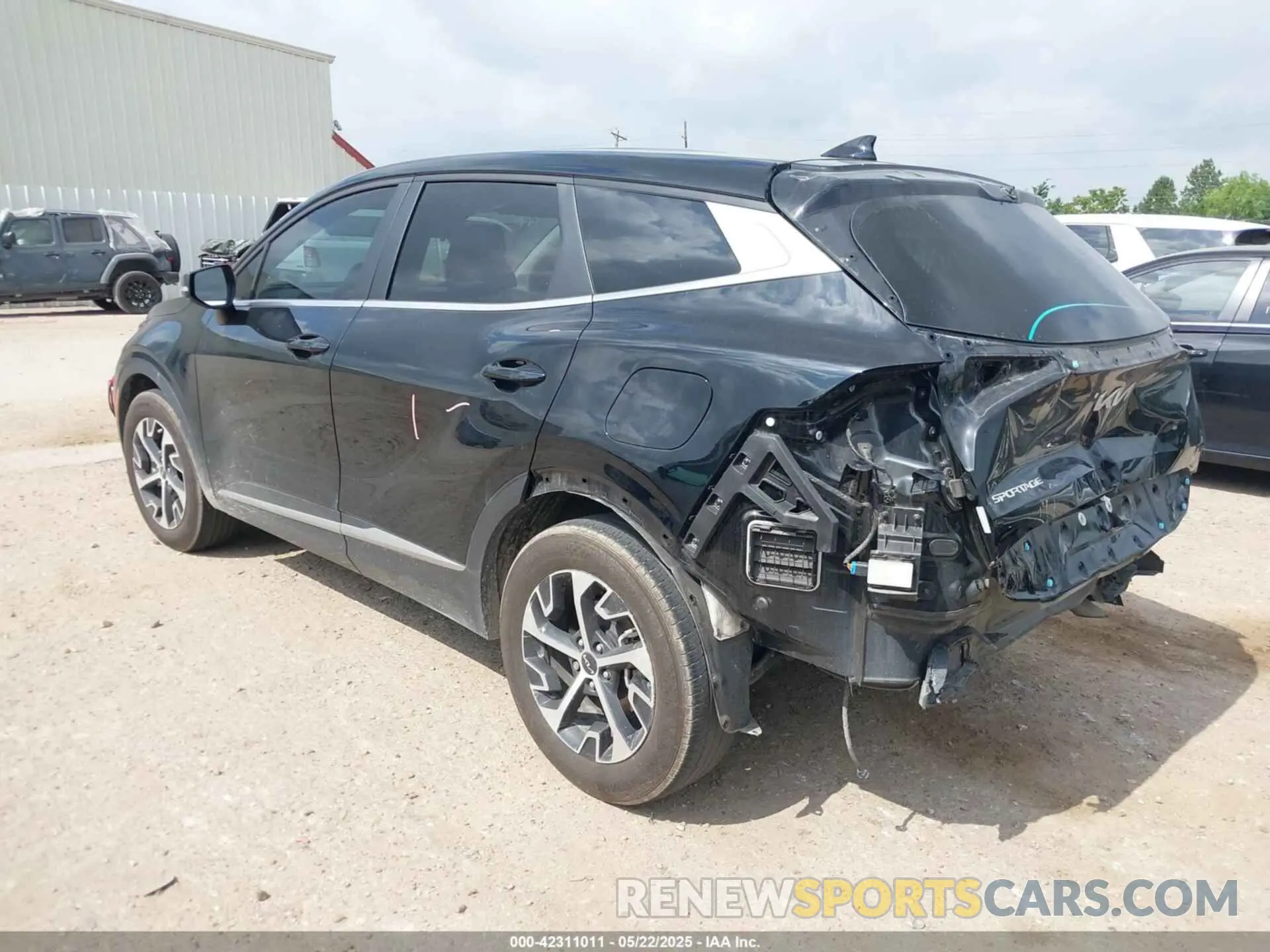 3 Photograph of a damaged car 5XYK33DF0RG166607 KIA SPORTAGE 2024