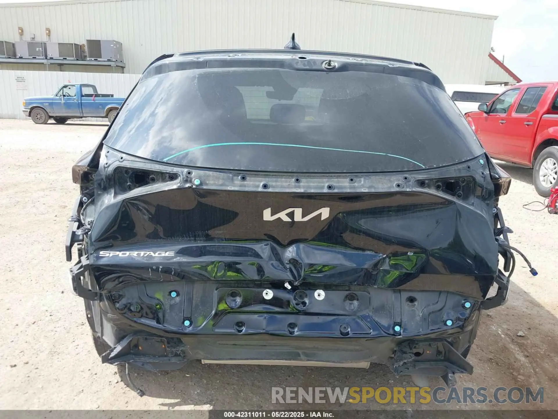 6 Photograph of a damaged car 5XYK33DF0RG166607 KIA SPORTAGE 2024