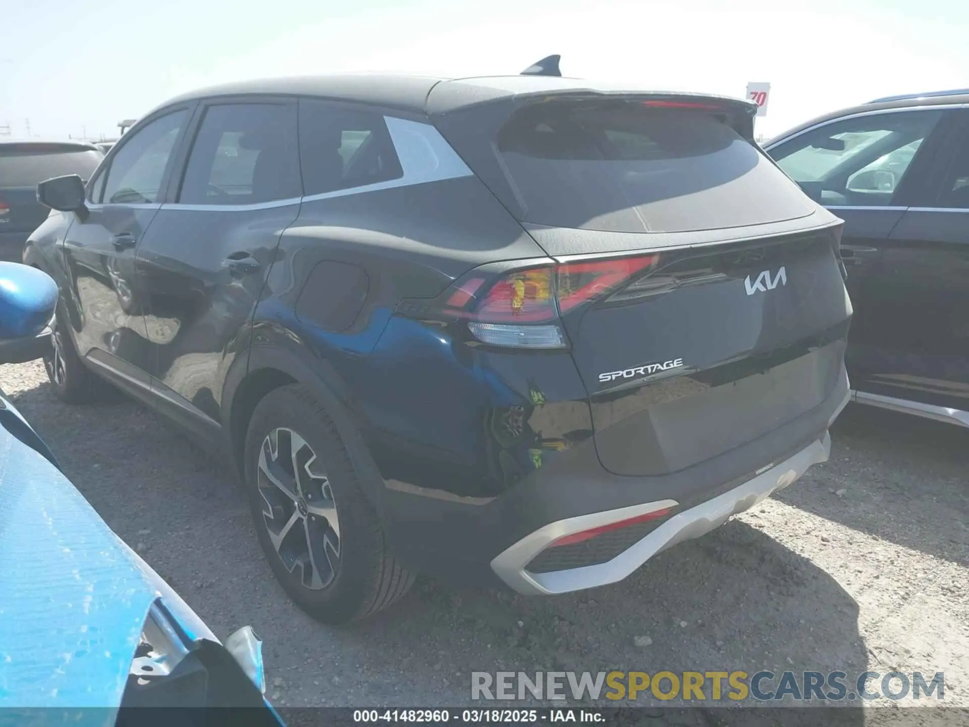 3 Photograph of a damaged car 5XYK33DF0RG212744 KIA SPORTAGE 2024