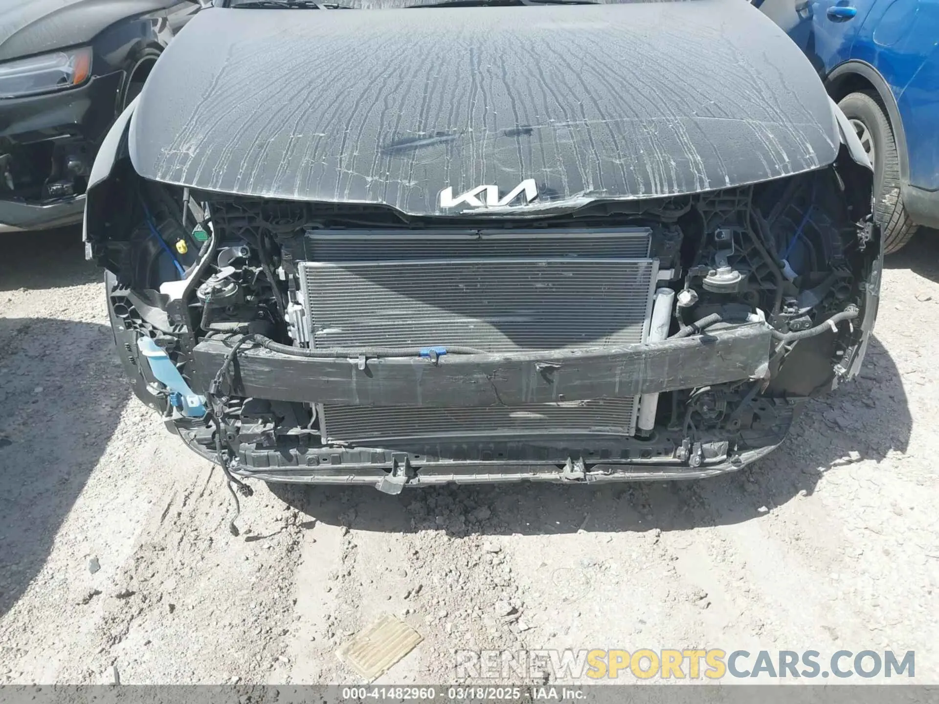 6 Photograph of a damaged car 5XYK33DF0RG212744 KIA SPORTAGE 2024