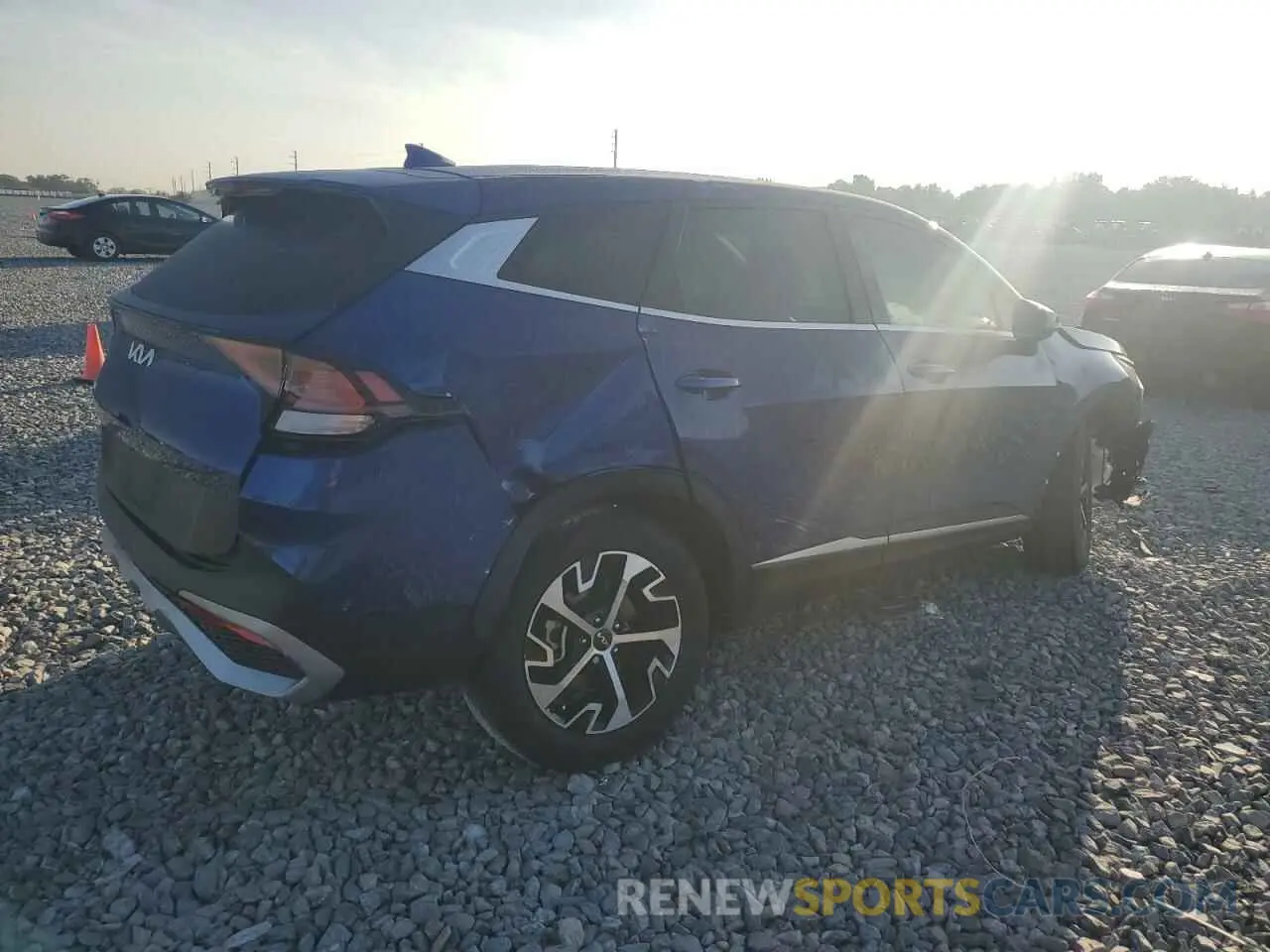 3 Photograph of a damaged car 5XYK33DF1RG153509 KIA SPORTAGE 2024