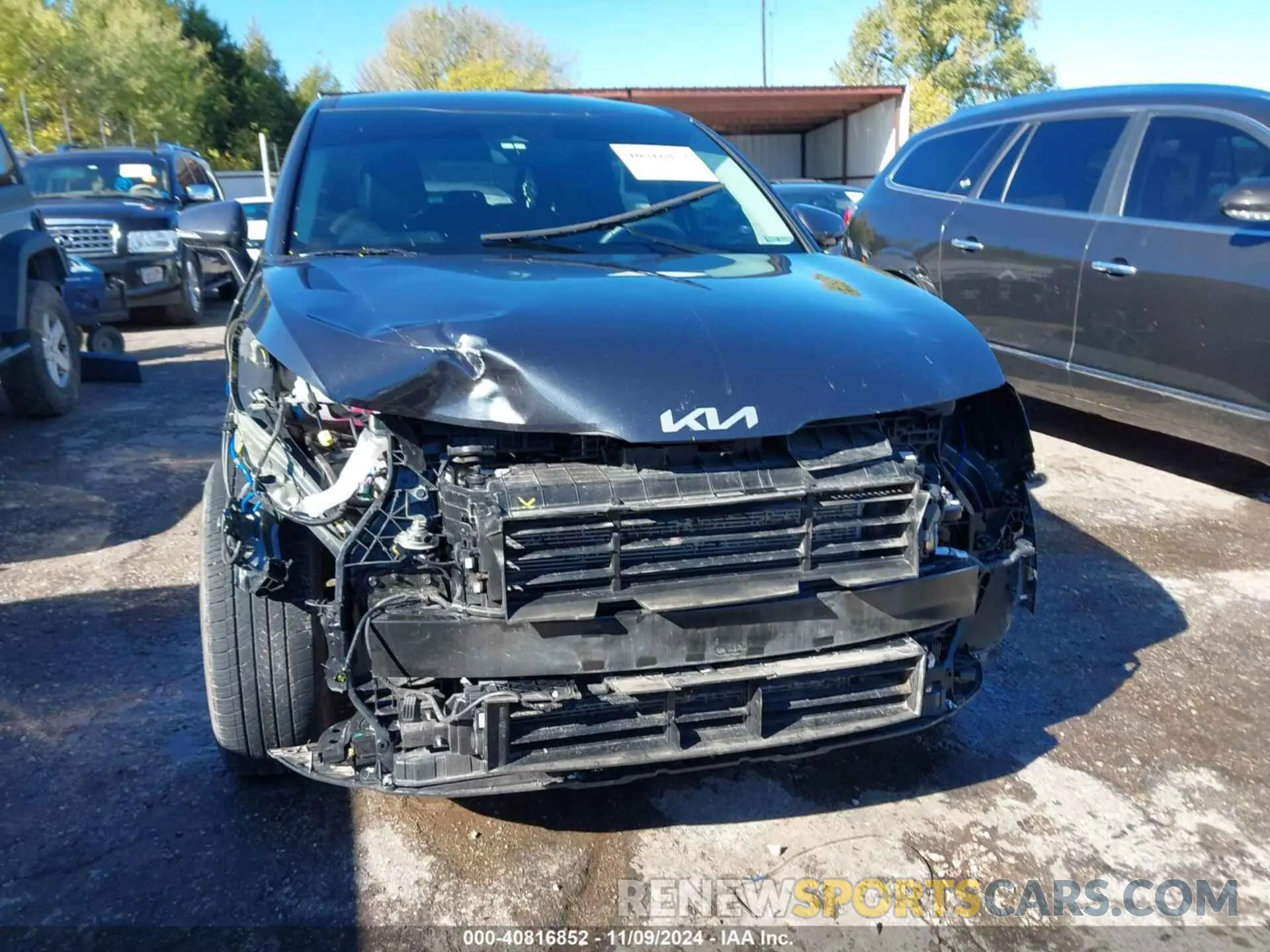 13 Photograph of a damaged car 5XYK33DF1RG208105 KIA SPORTAGE 2024