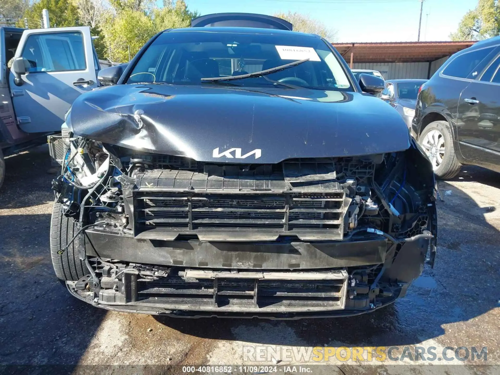 6 Photograph of a damaged car 5XYK33DF1RG208105 KIA SPORTAGE 2024
